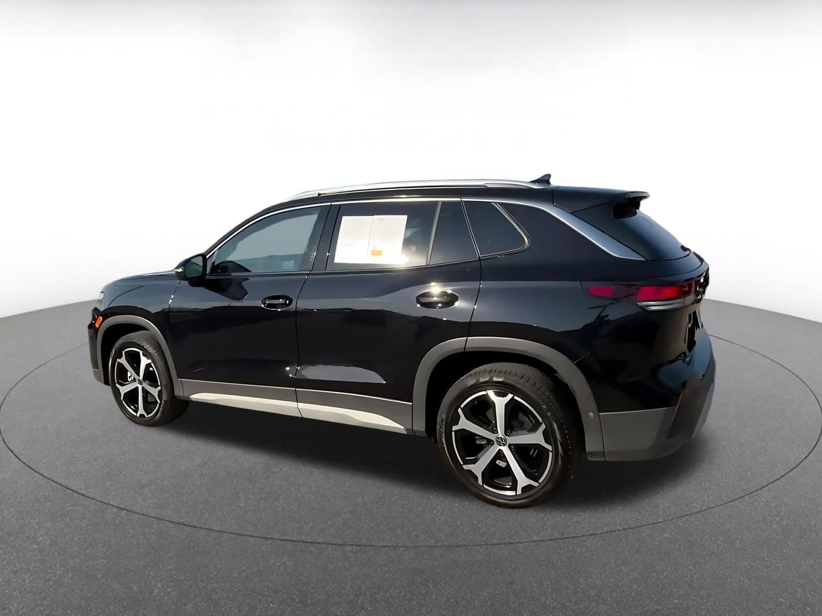 Thumbnail: 2026 Volkswagen Tiguan - 10