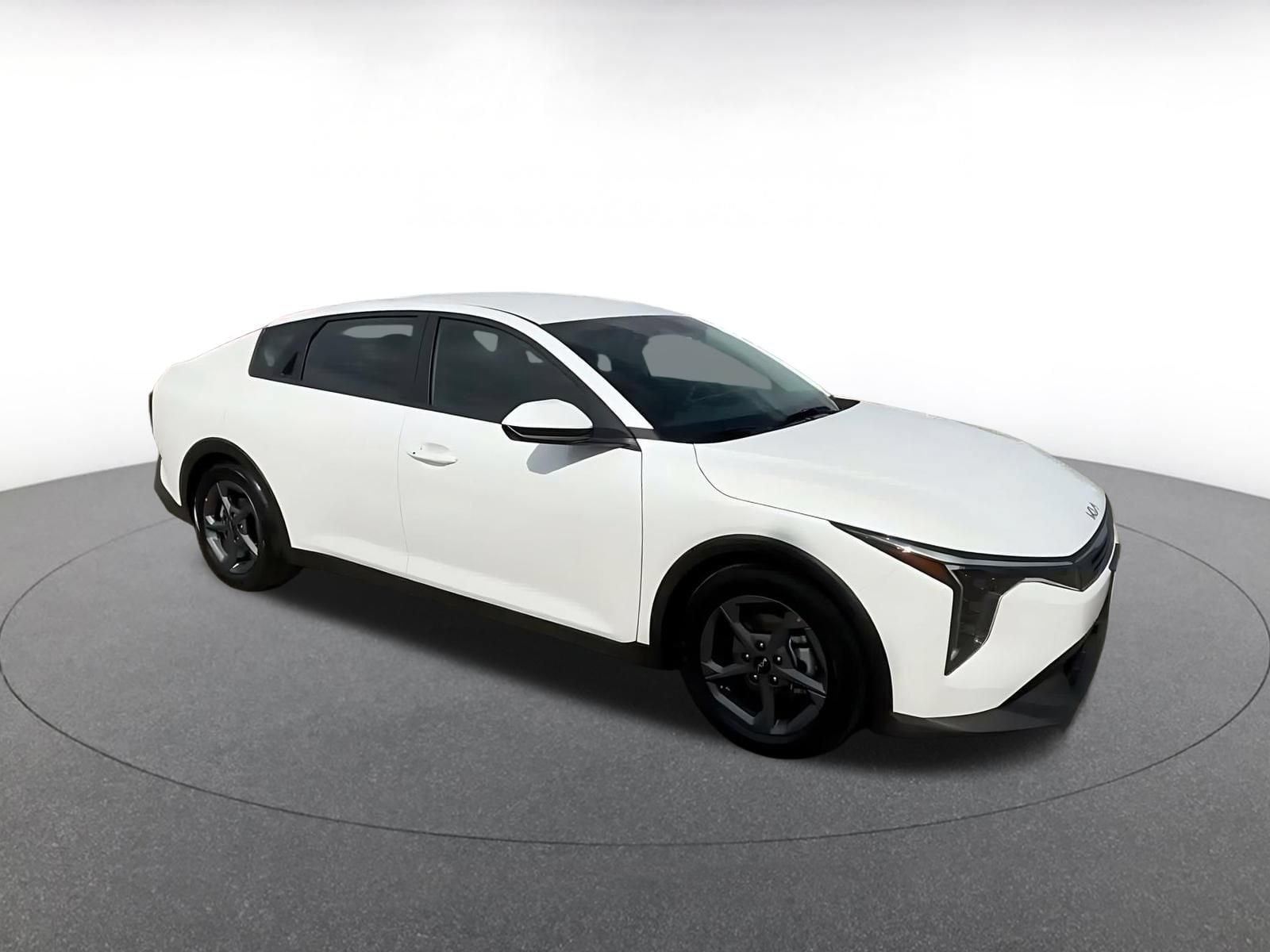 Thumbnail: 2026 Kia K4 - 2
