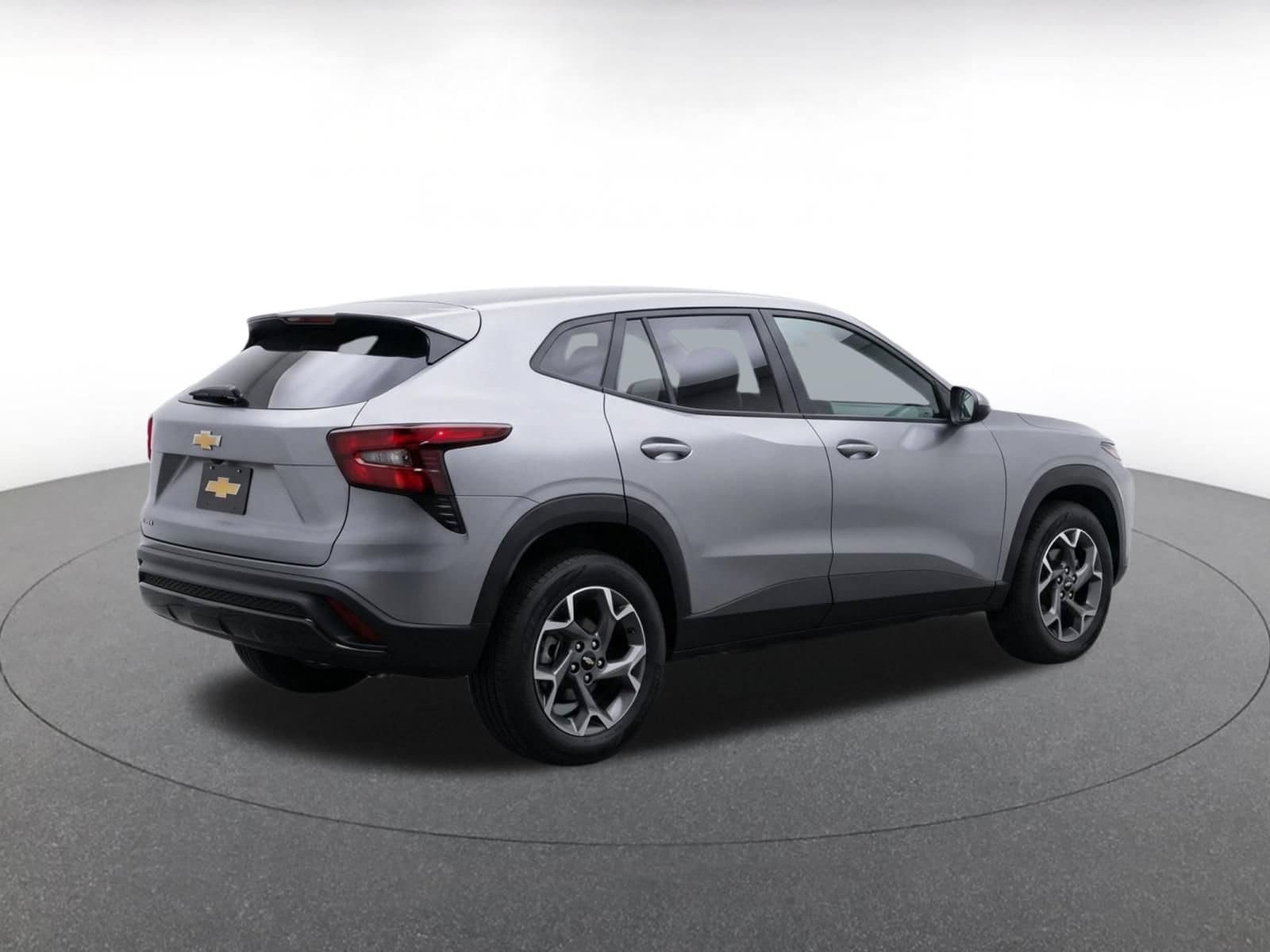 Thumbnail: 2025 Chevrolet Trax - 7
