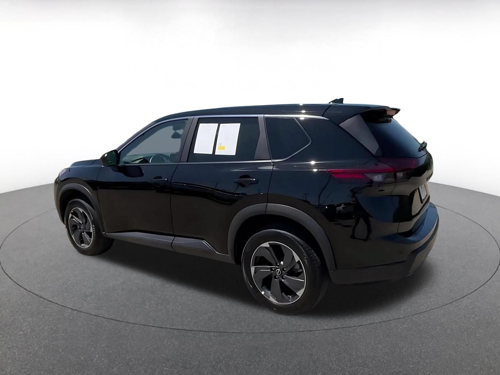 Thumbnail: 2025 Nissan Rogue - 8
