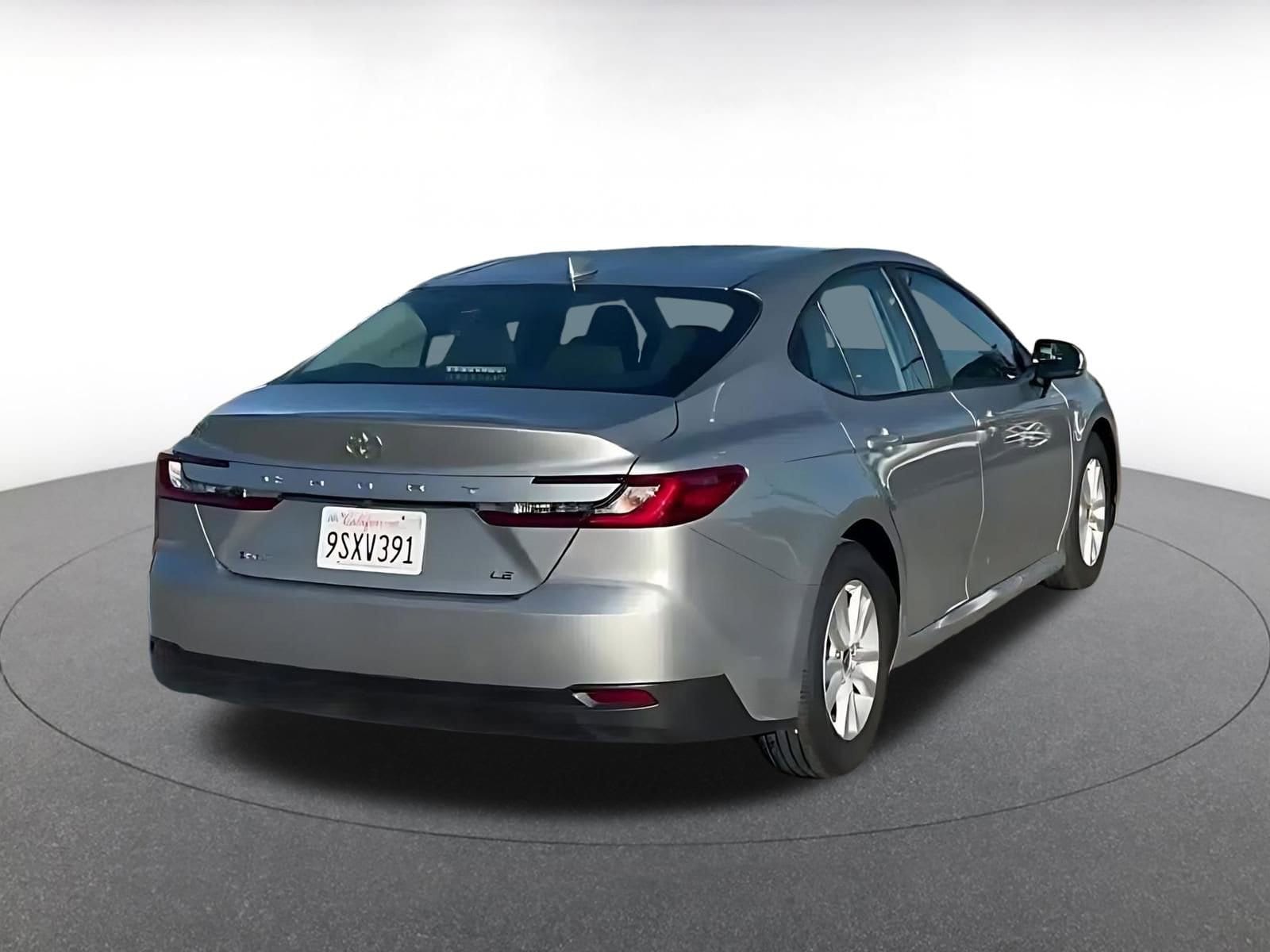 Thumbnail: 2025 Toyota Camry - 12