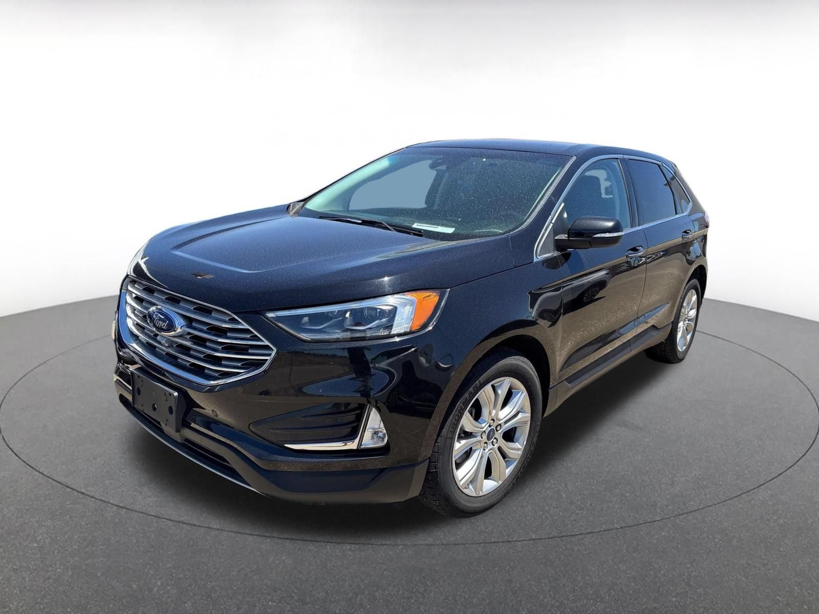 Thumbnail: 2022 Ford Edge - 2