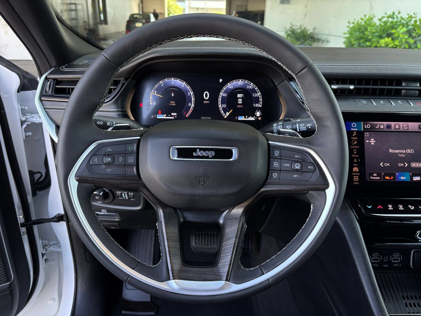 Thumbnail: 2026 Jeep Grand Cherokee - 30