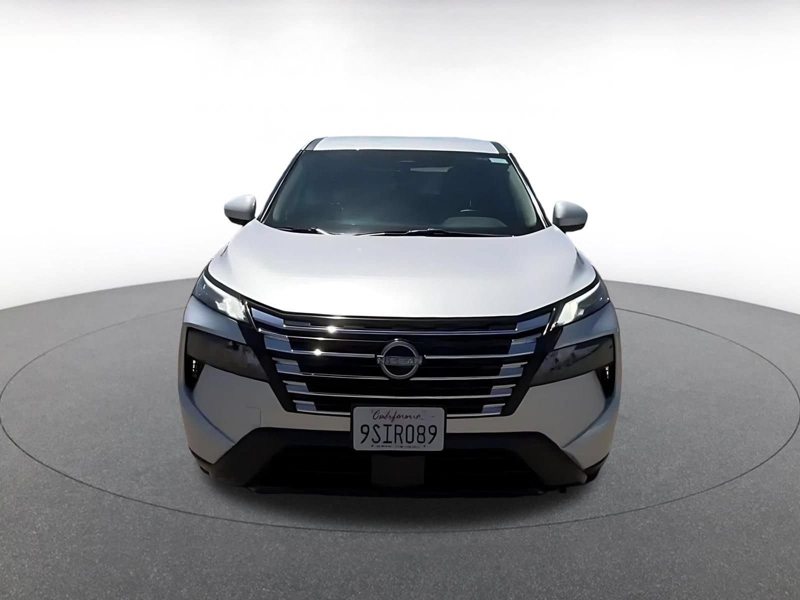 Thumbnail: 2025 Nissan Rogue - 4