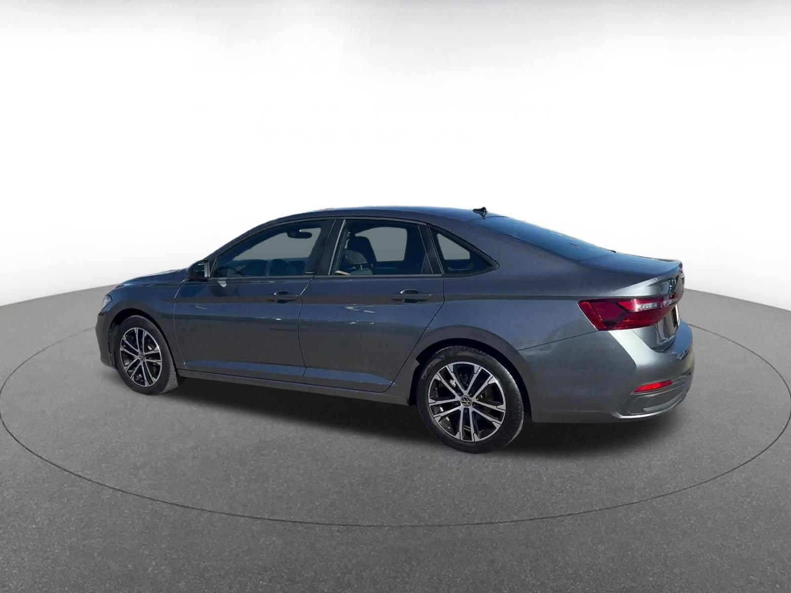 Thumbnail: 2025 Volkswagen Jetta - 10