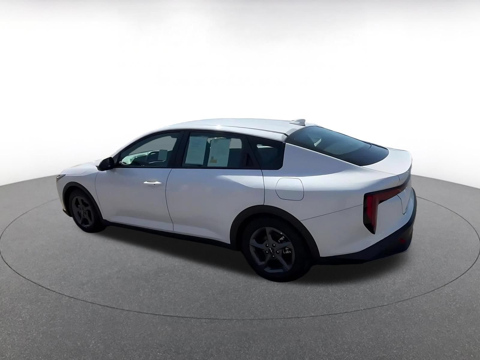 Thumbnail: 2025 Kia K4 - 8