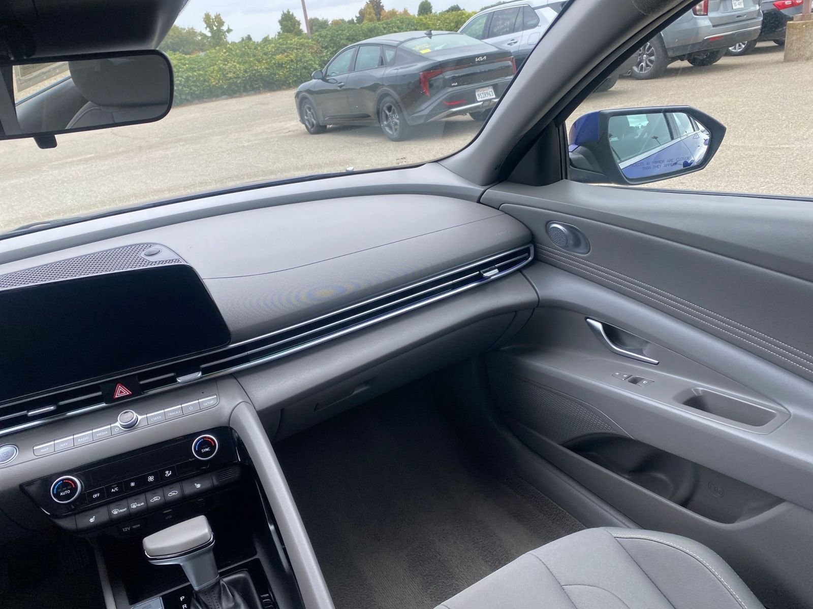 Thumbnail: 2025 Hyundai Elantra - 35