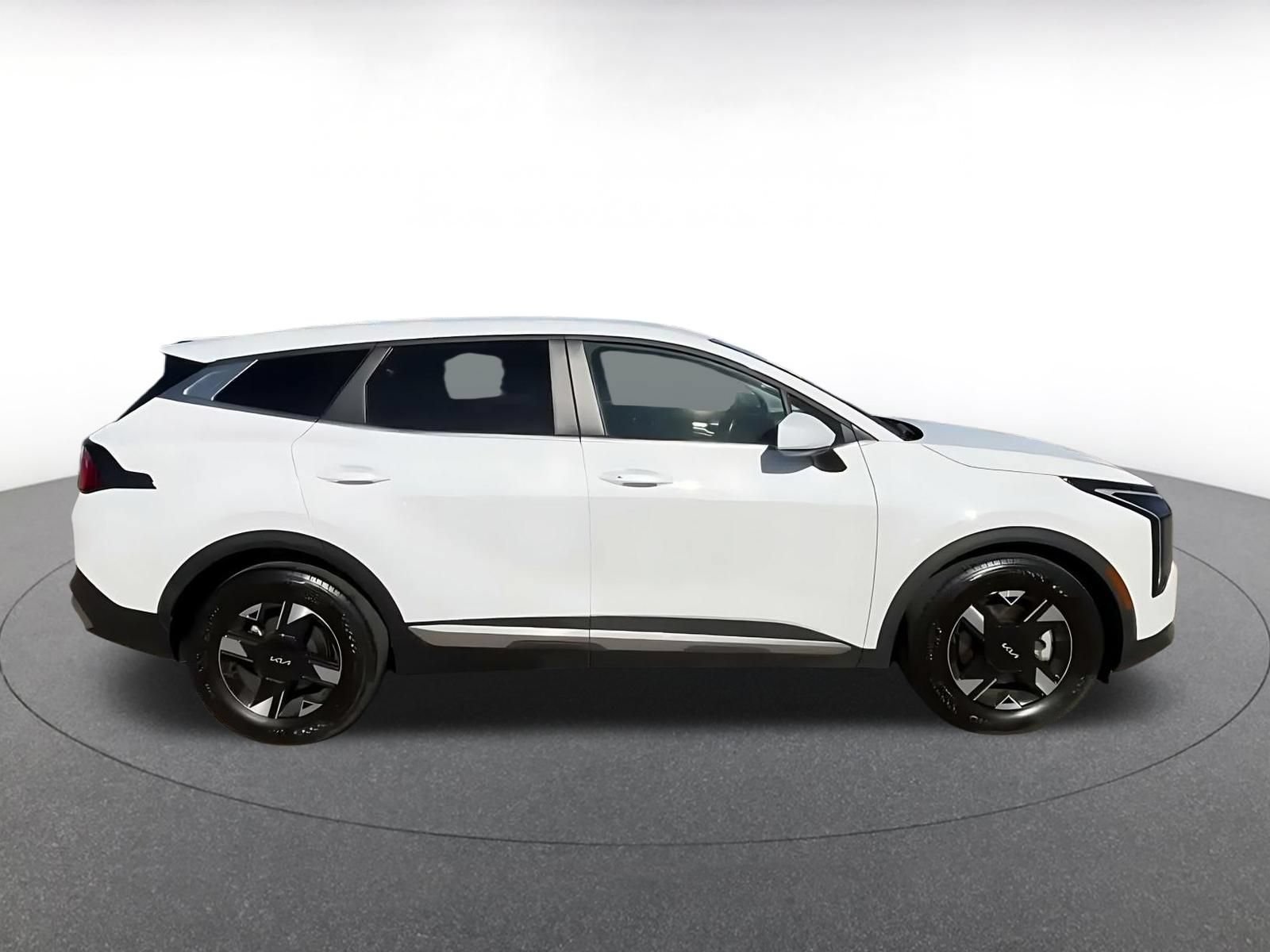 Thumbnail: 2026 Kia Sportage - 15