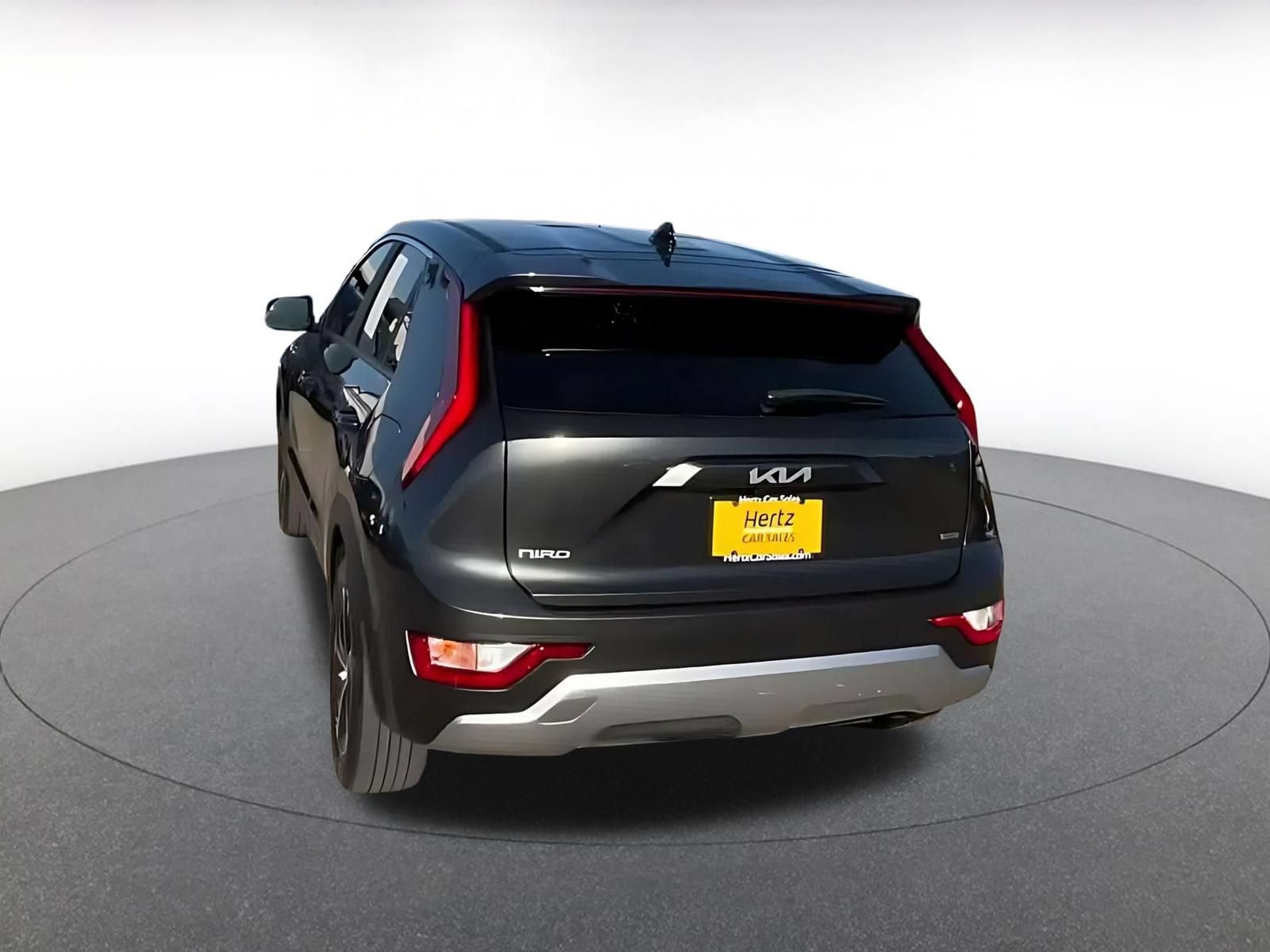 Thumbnail: 2026 Kia Niro - 9