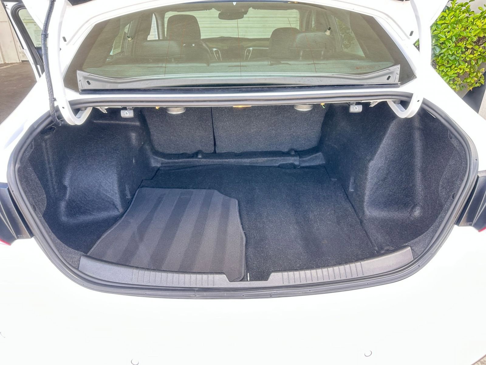 Thumbnail: 2024 Chevrolet Malibu - 31