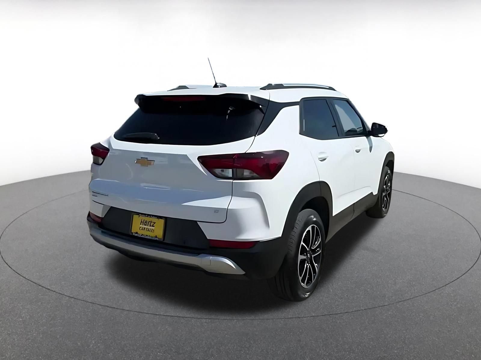 Thumbnail: 2025 Chevrolet TrailBlazer - 14
