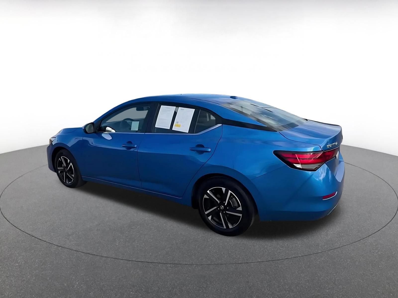 Thumbnail: 2025 Nissan Sentra - 10