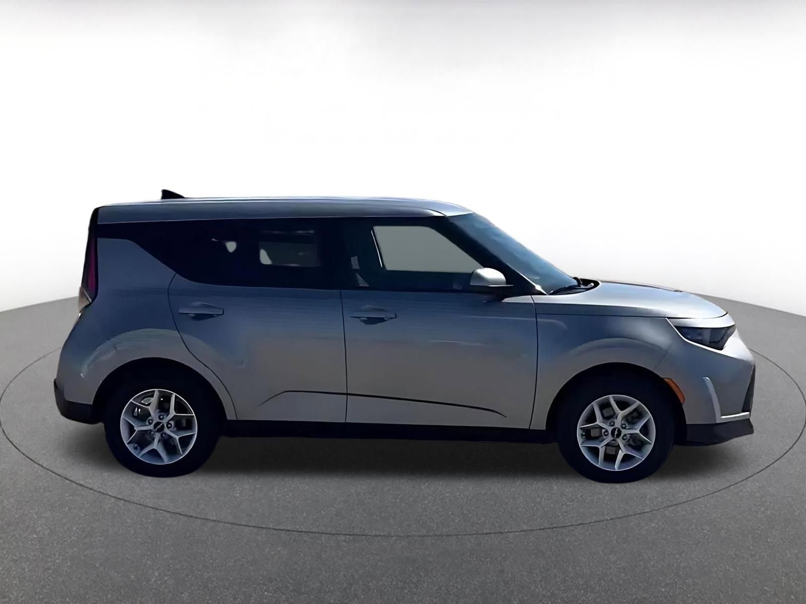 Thumbnail: 2025 Kia Soul - 16