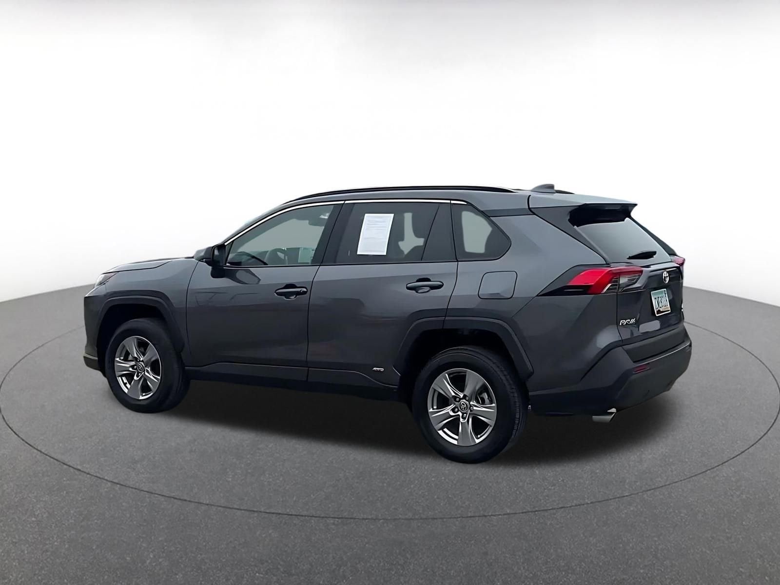 Thumbnail: 2025 Toyota RAV4 - 10