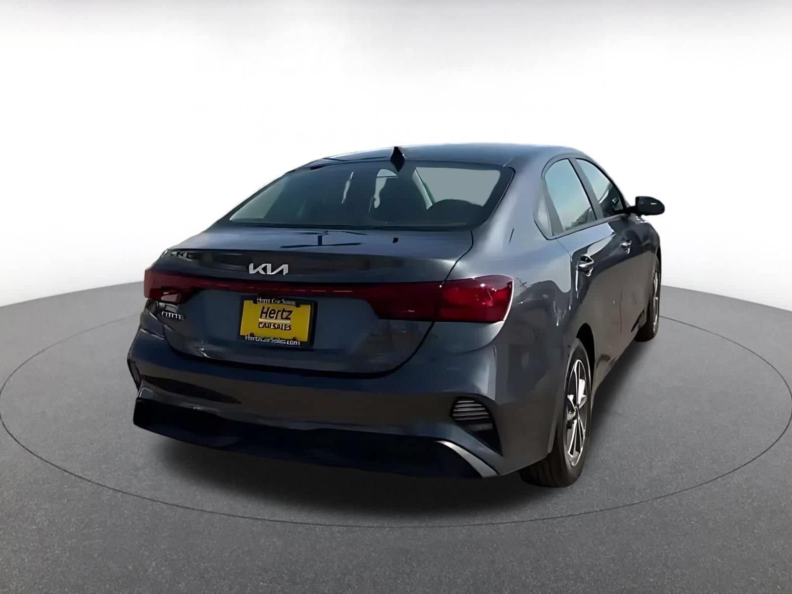 Thumbnail: 2023 Kia Forte - 15