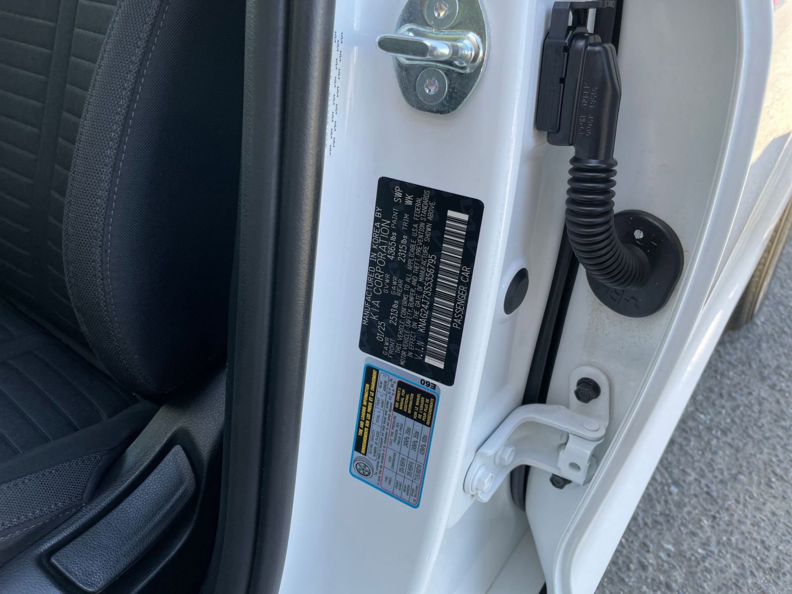 Thumbnail: 2025 Kia K5 - 29