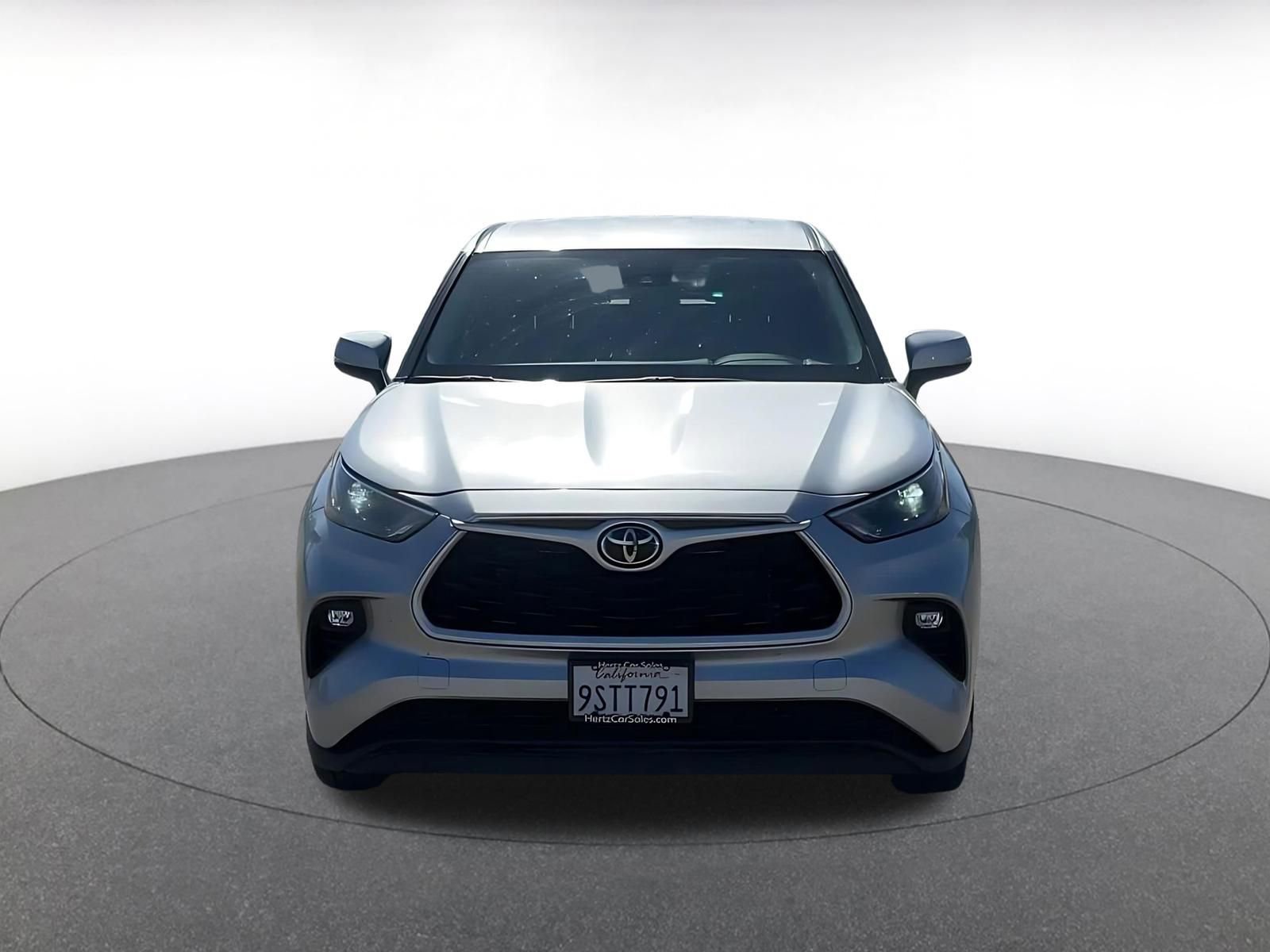 Thumbnail: 2025 Toyota Highlander - 4