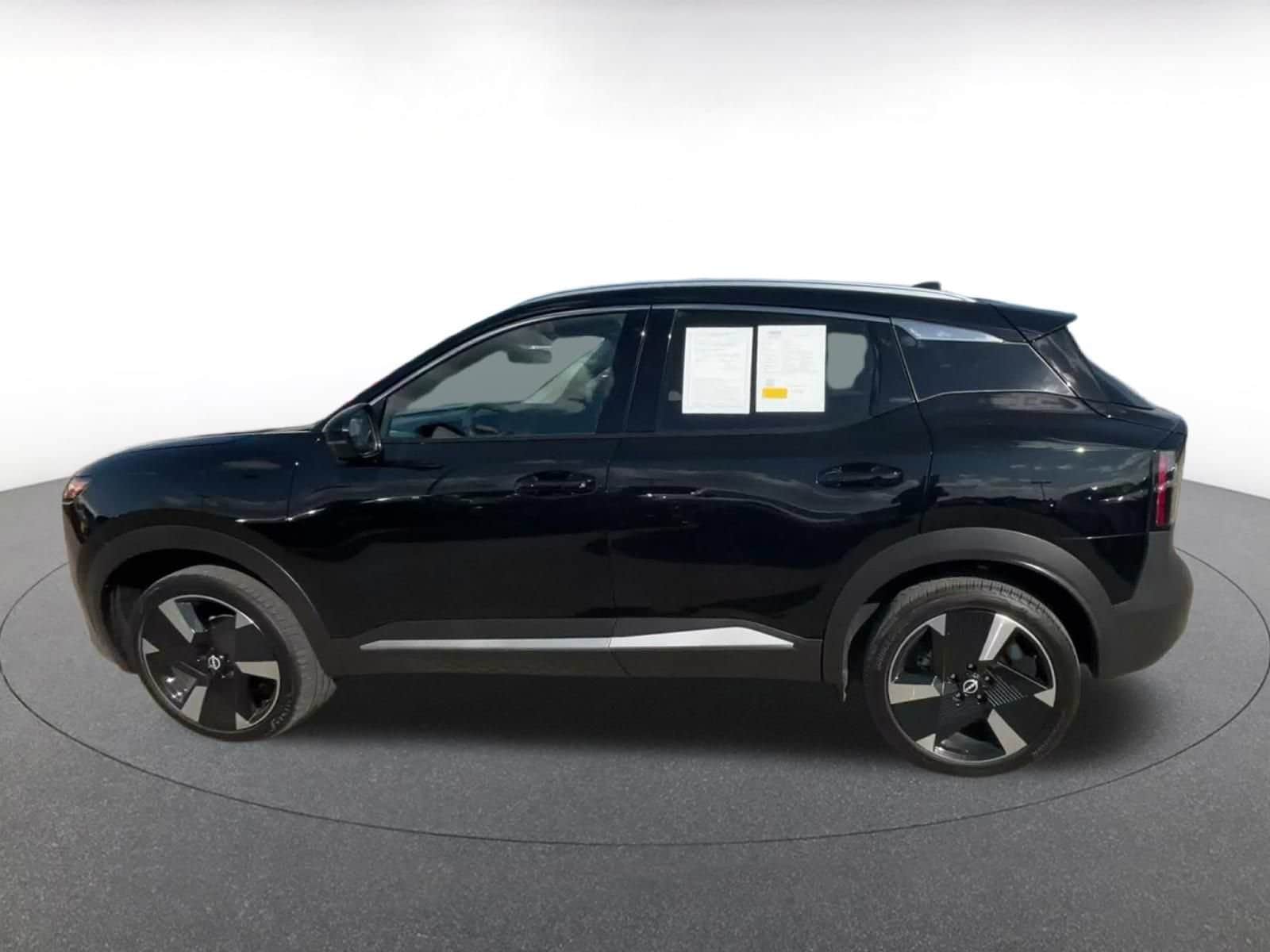 Thumbnail: 2026 Nissan Kicks - 8