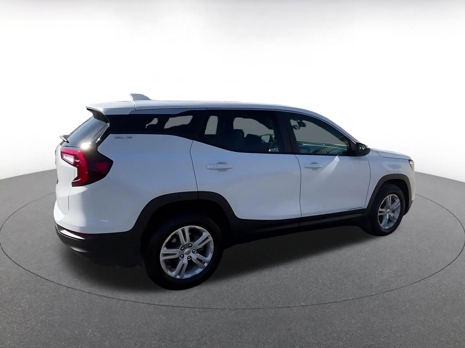 Thumbnail: 2024 GMC Terrain - 14