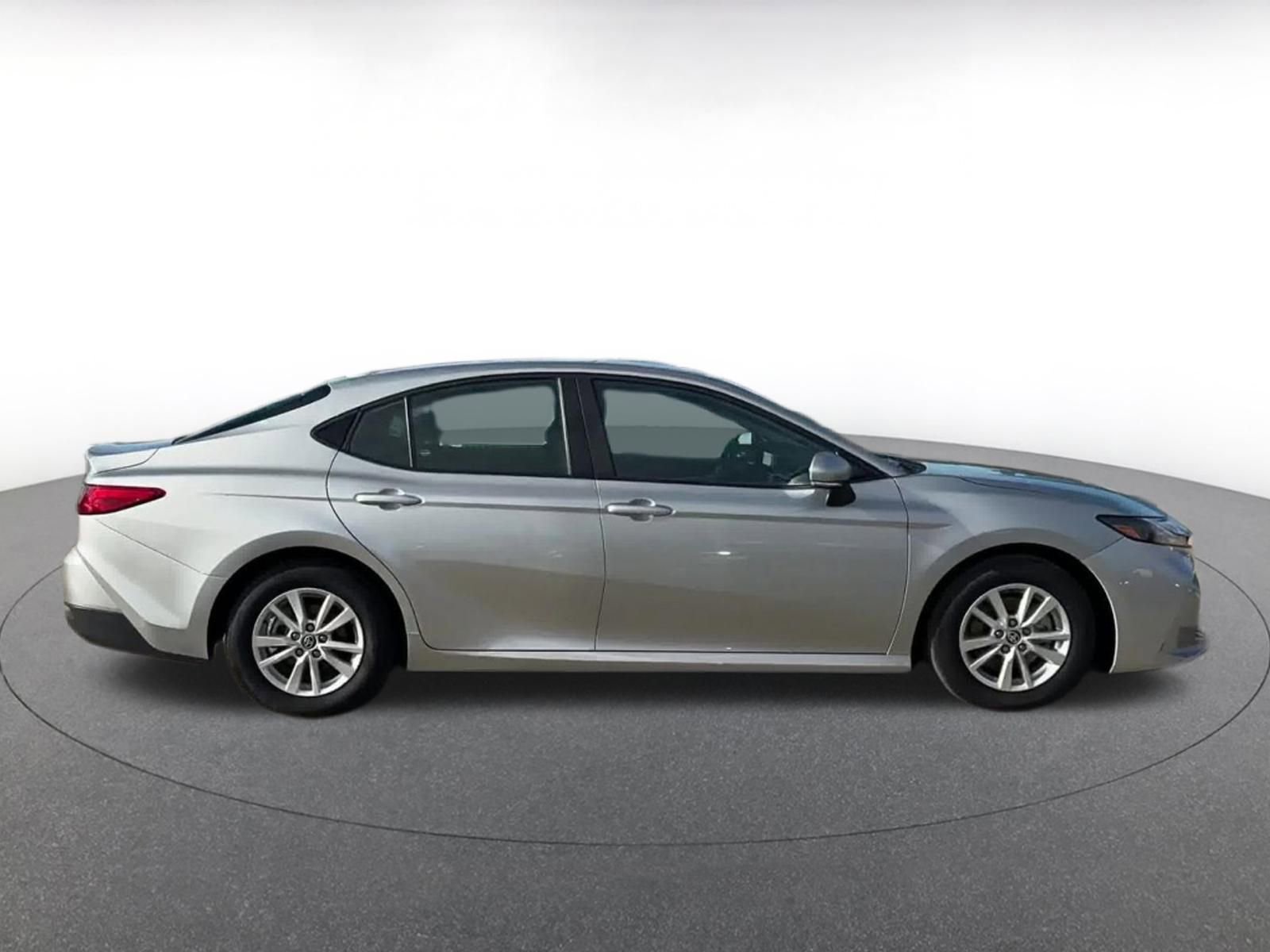 Thumbnail: 2025 Toyota Camry - 15