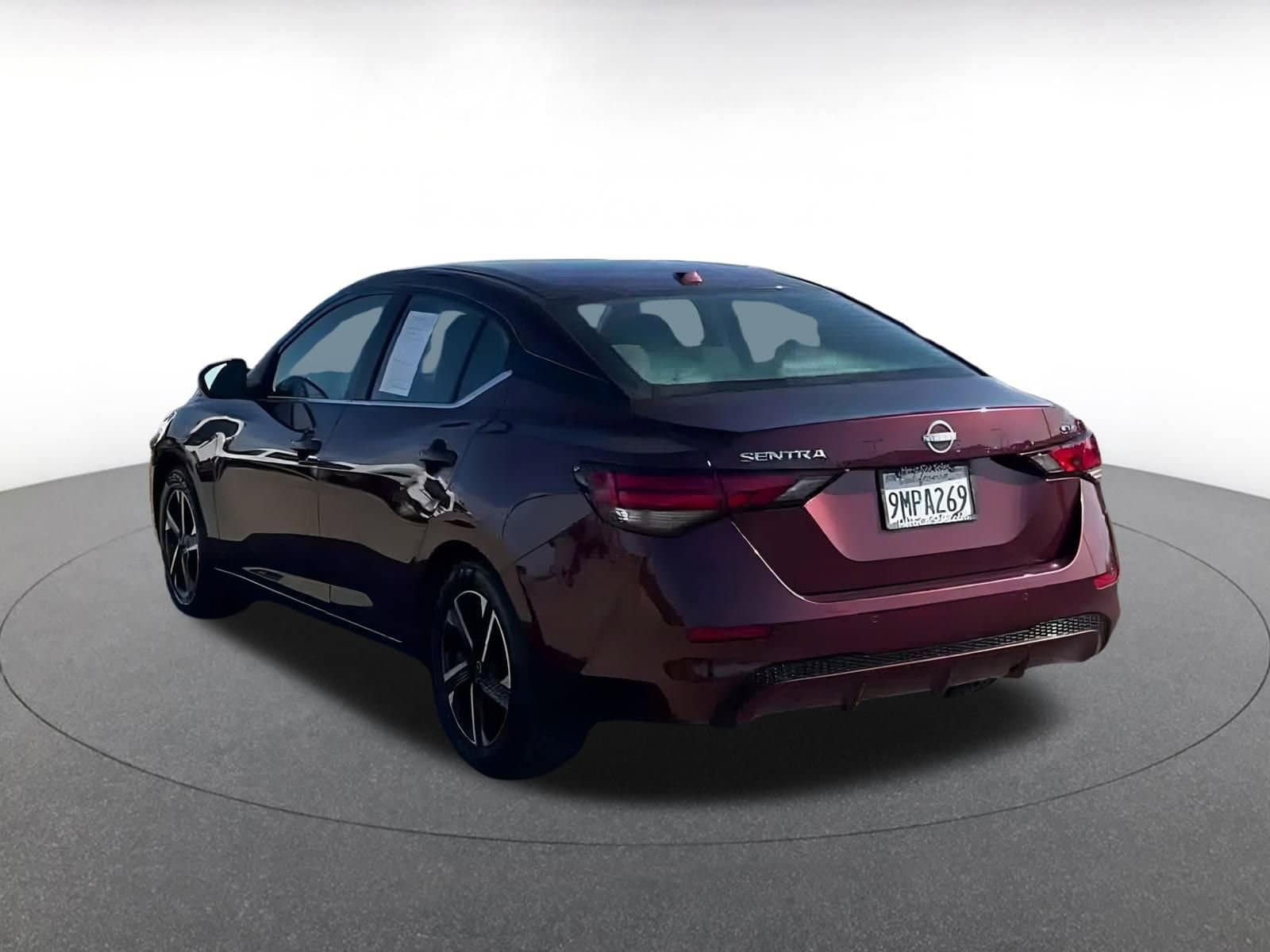 Thumbnail: 2024 Nissan Sentra - 10