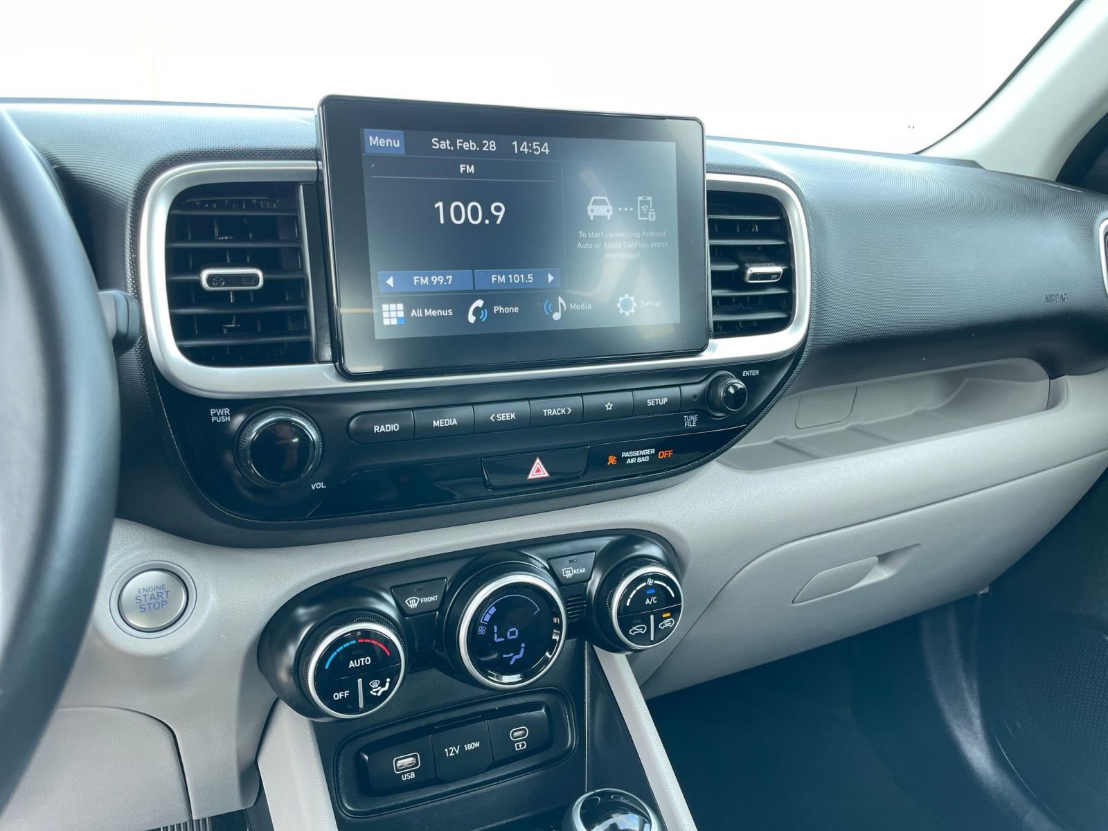 Thumbnail: 2025 Hyundai Venue - 17