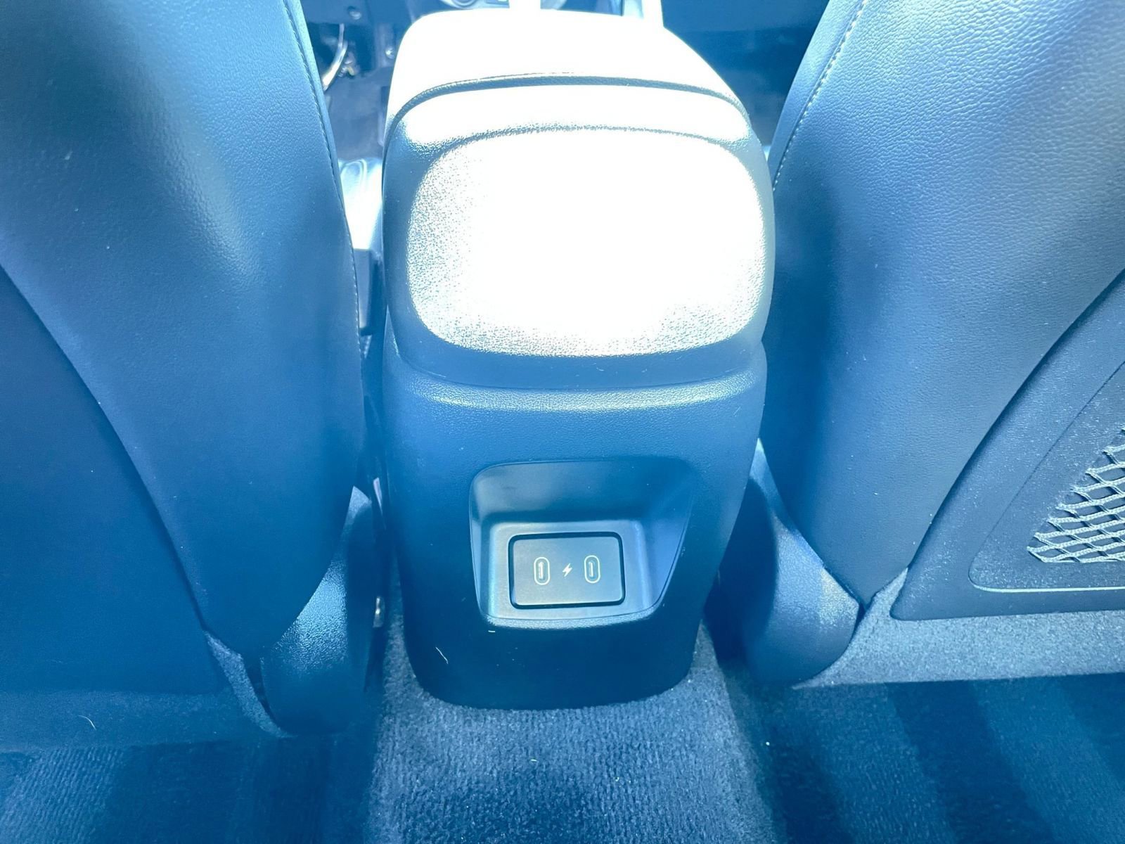 Thumbnail: 2025 Hyundai Elantra - 24