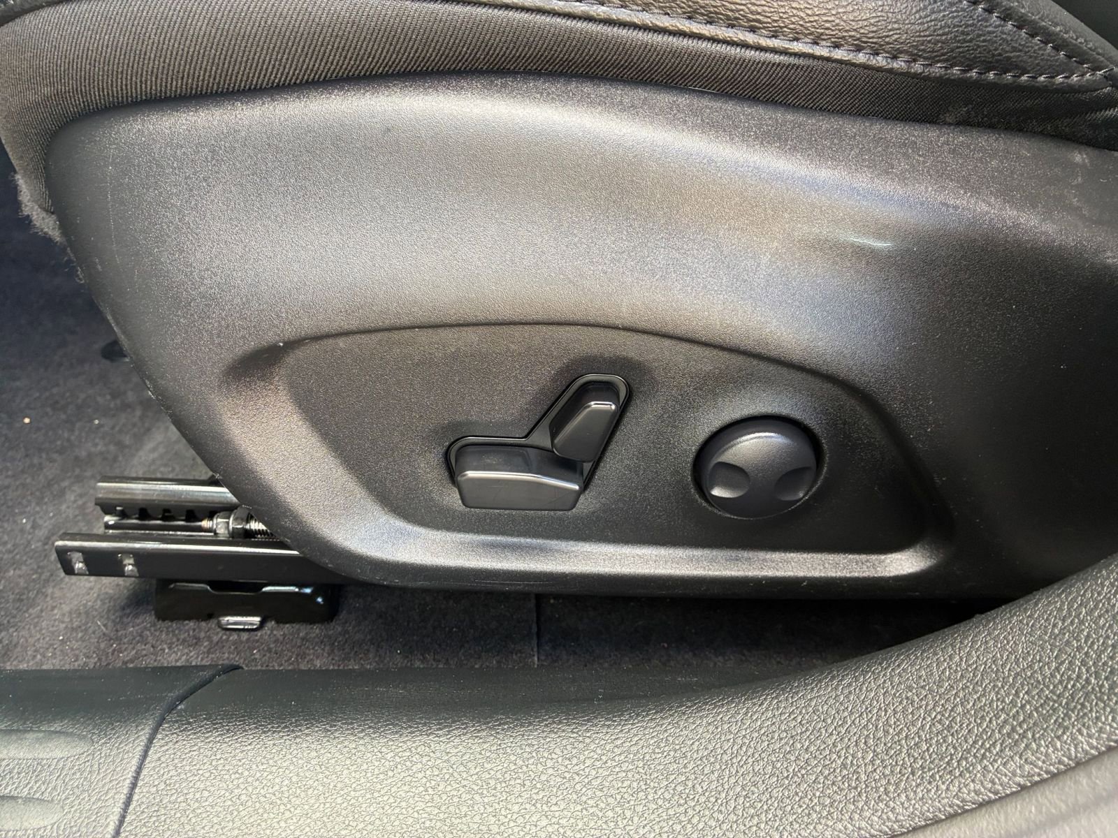 Thumbnail: 2025 Jeep Compass - 22