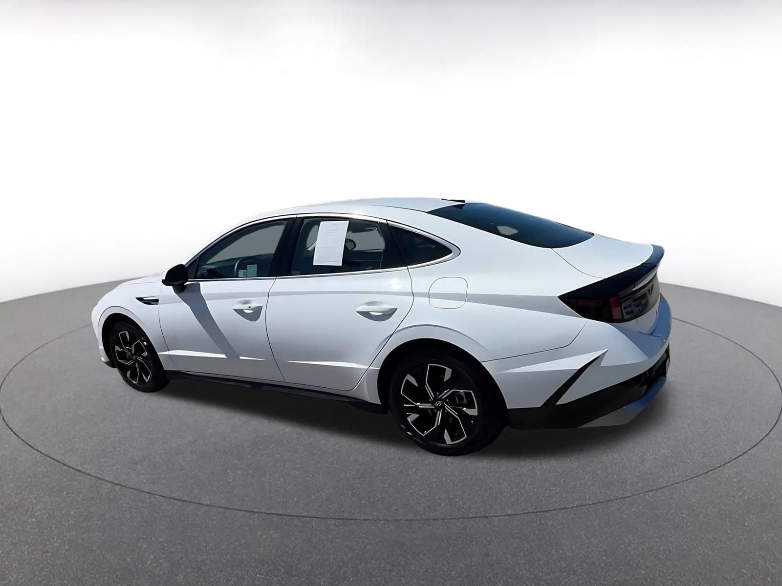 Thumbnail: 2025 Hyundai Sonata - 11