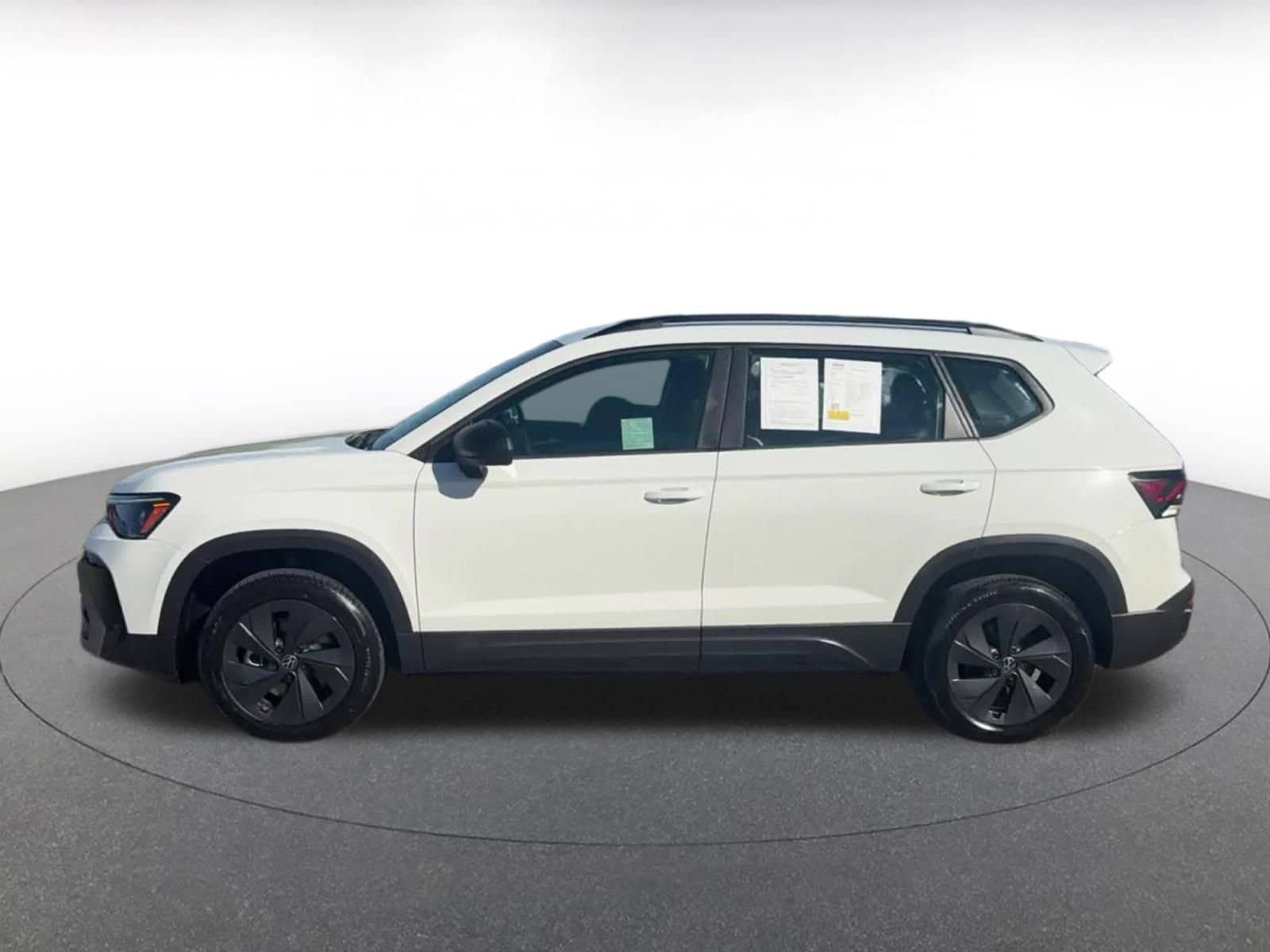 Thumbnail: 2026 Volkswagen Taos - 9
