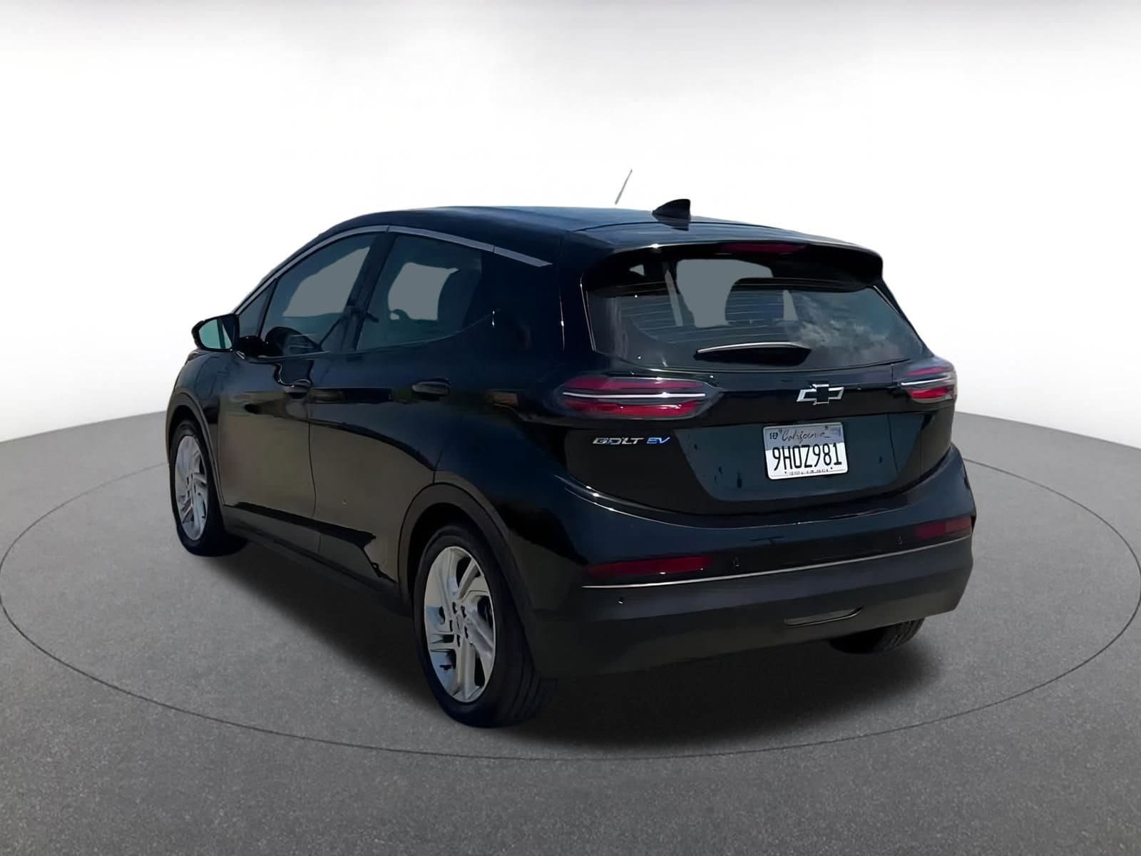Thumbnail: 2023 Chevrolet Bolt EV - 11