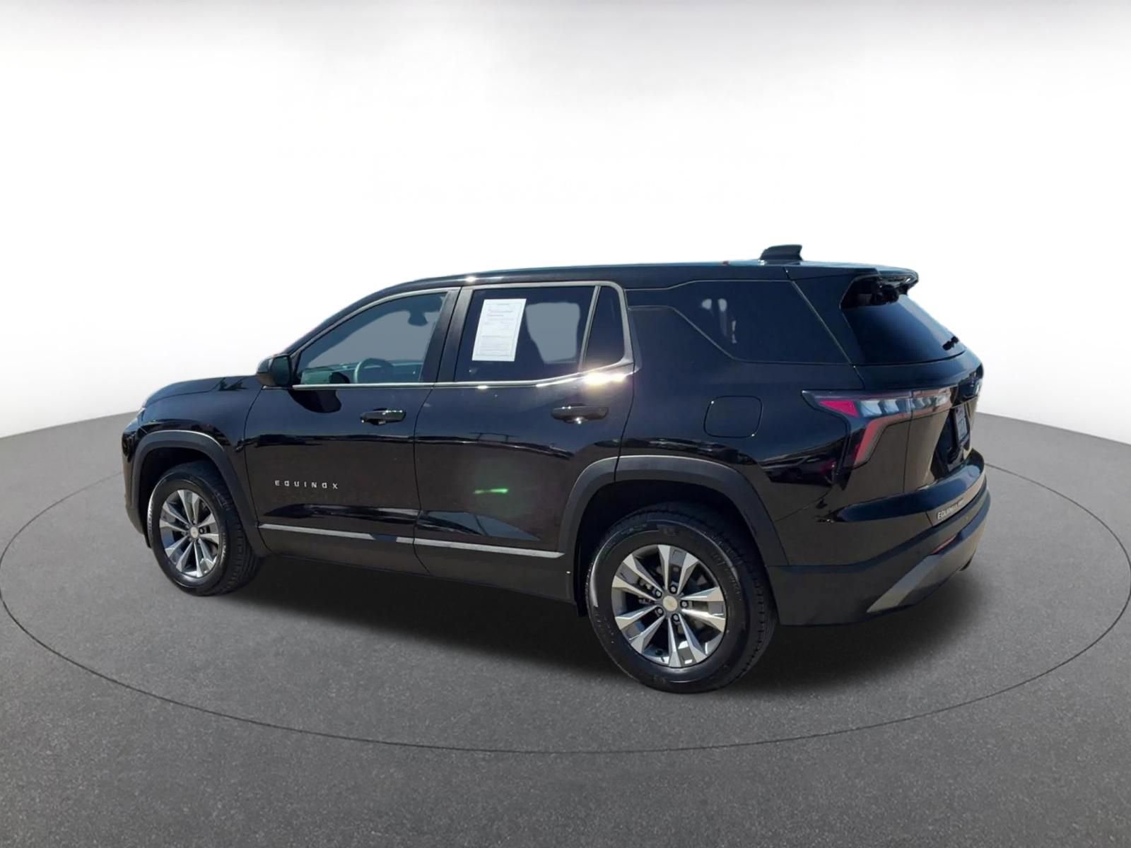 Thumbnail: 2025 Chevrolet Equinox - 10
