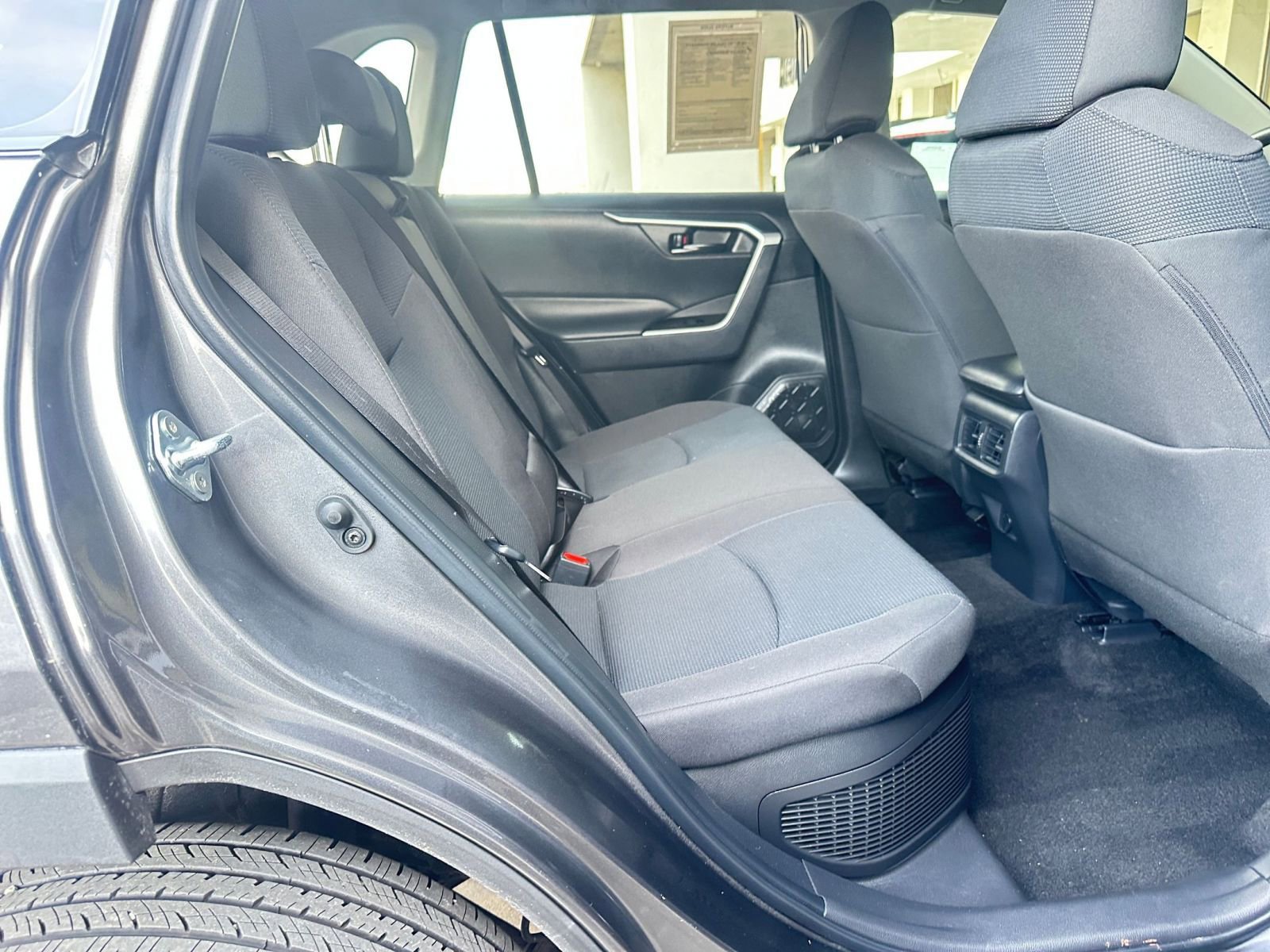 Thumbnail: 2025 Toyota RAV4 - 25