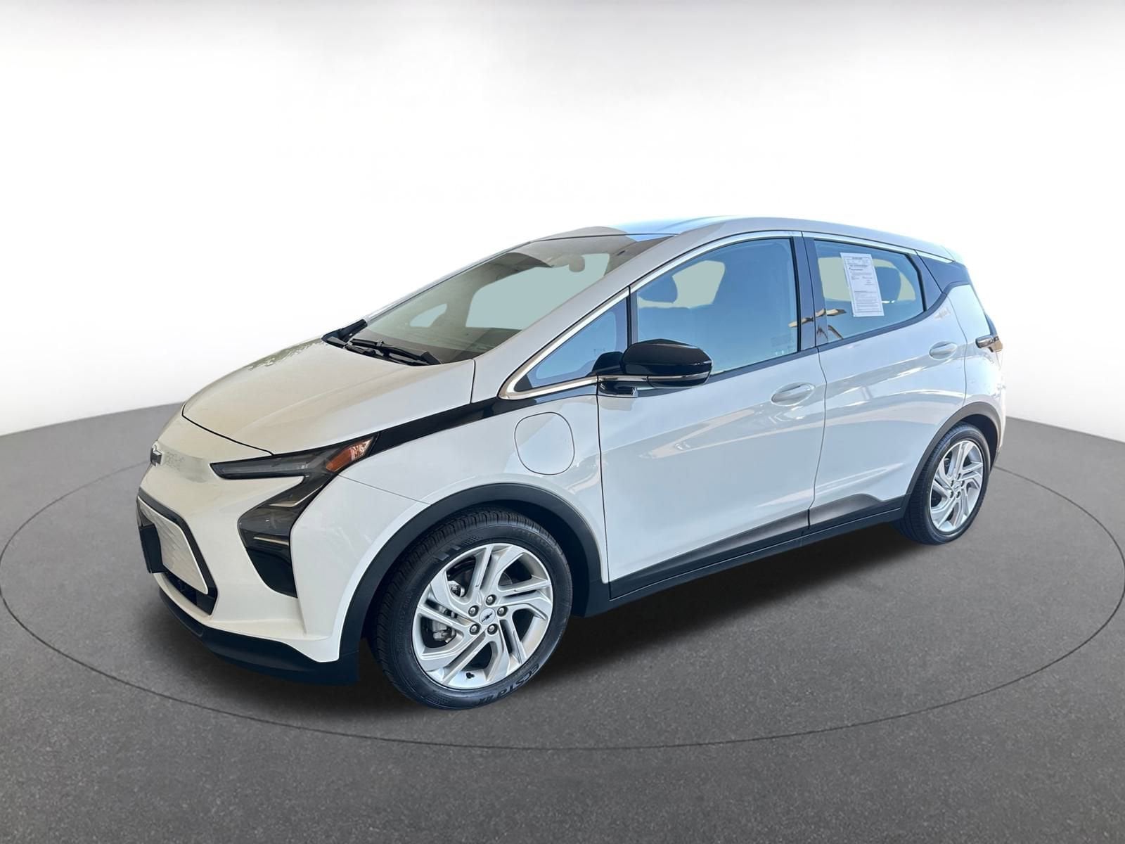 Thumbnail: 2023 Chevrolet Bolt EV - 5