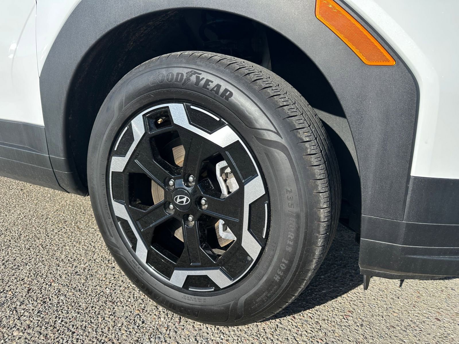 Thumbnail: 2025 Hyundai Santa Fe - 32