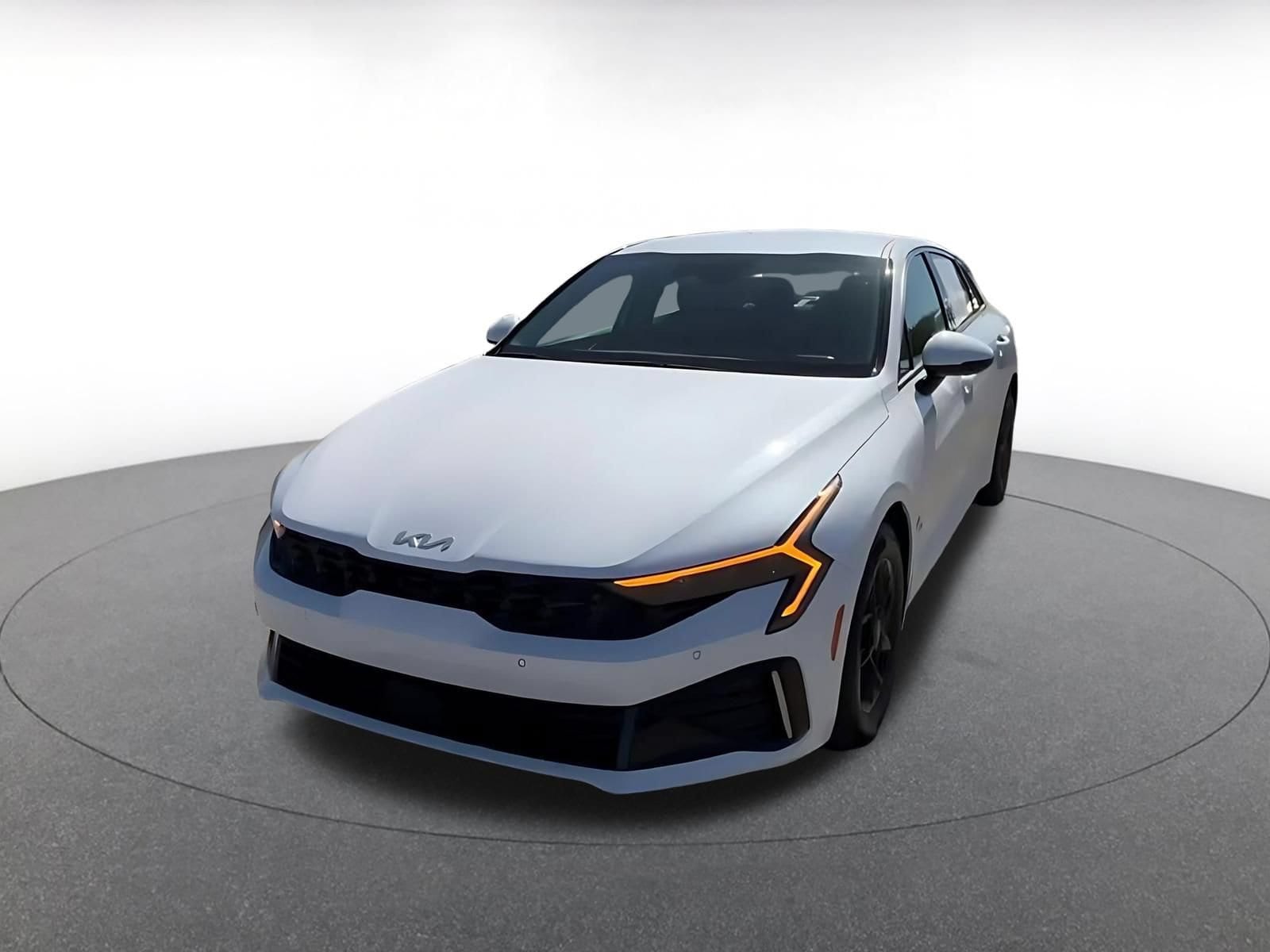 Thumbnail: 2025 Kia K5 - 7