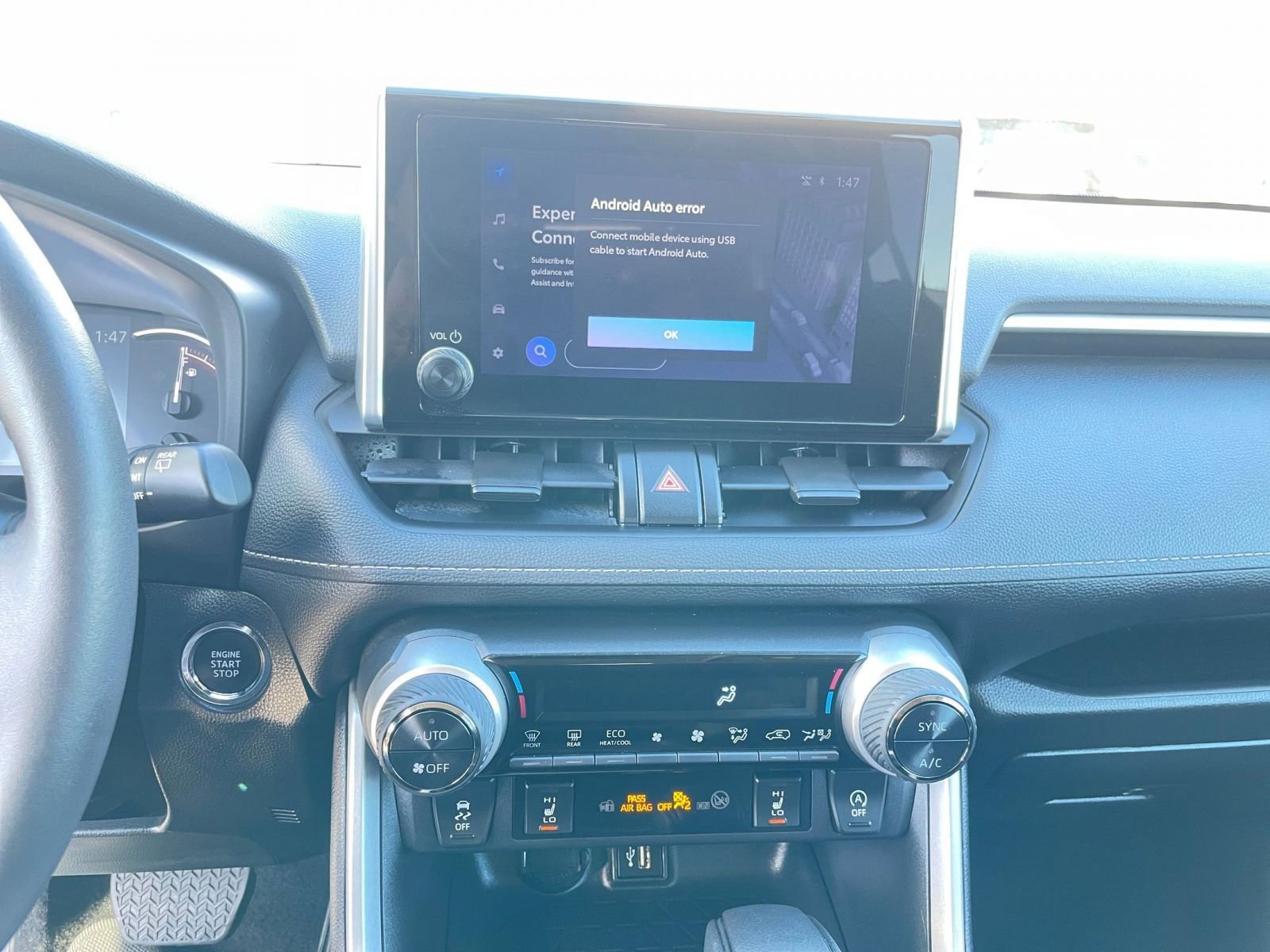 Thumbnail: 2025 Toyota RAV4 - 21