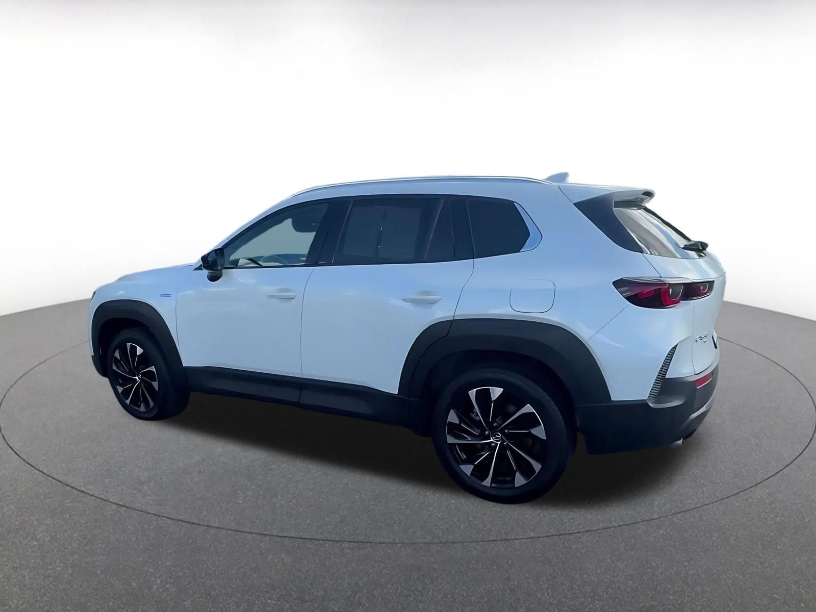 Thumbnail: 2025 Mazda CX-50 - 10