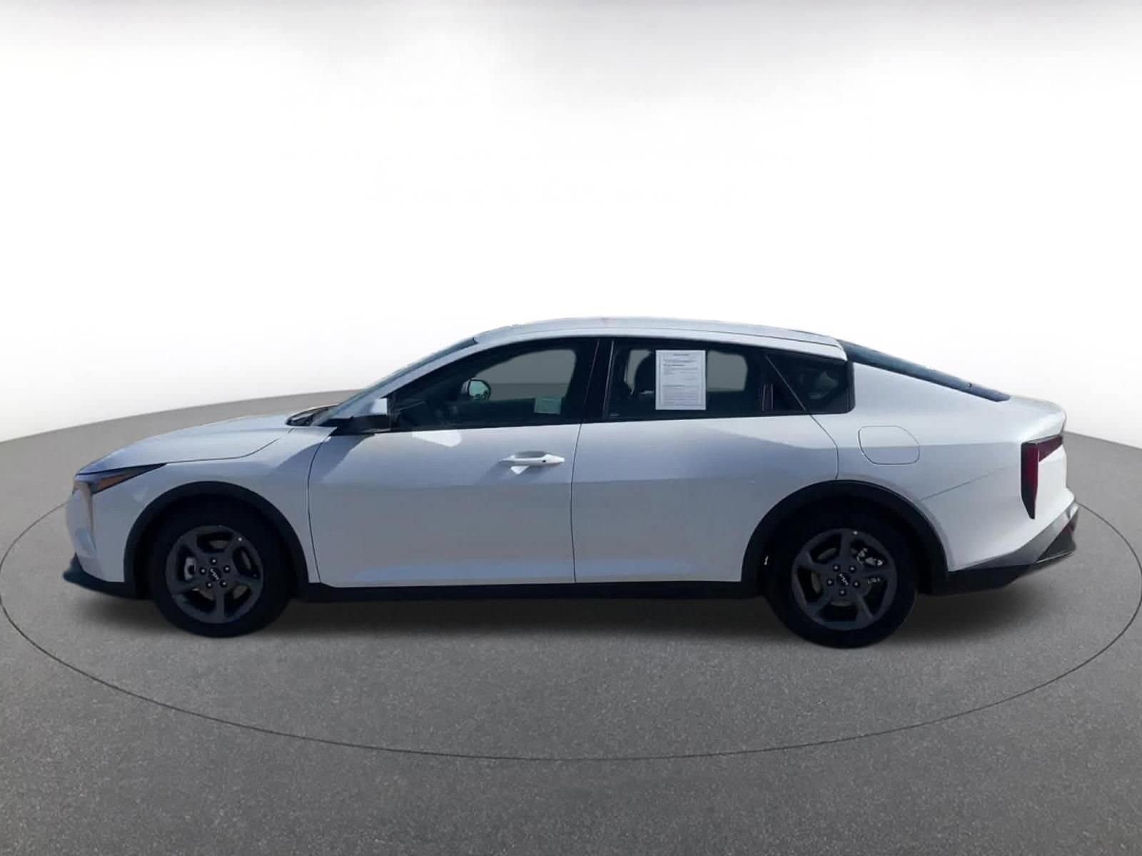 Thumbnail: 2025 Kia K4 - 9