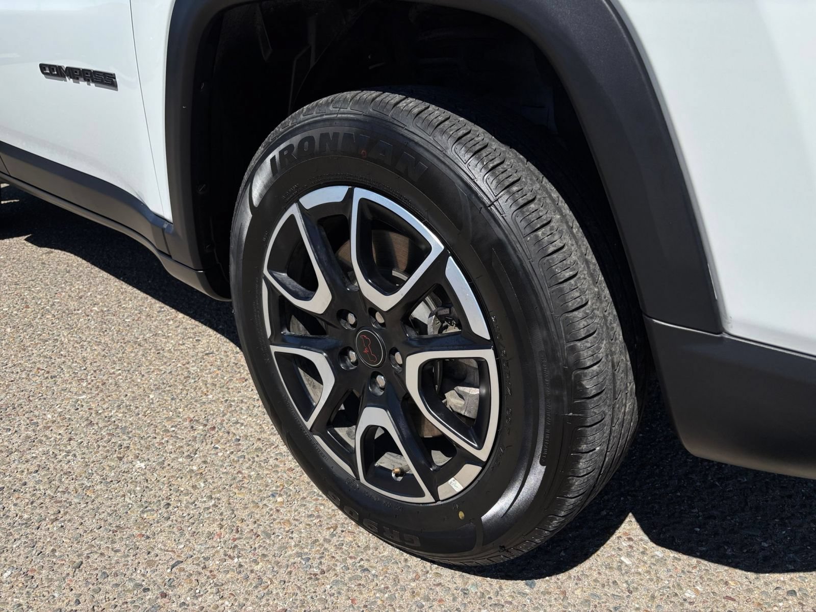 Thumbnail: 2025 Jeep Compass - 28