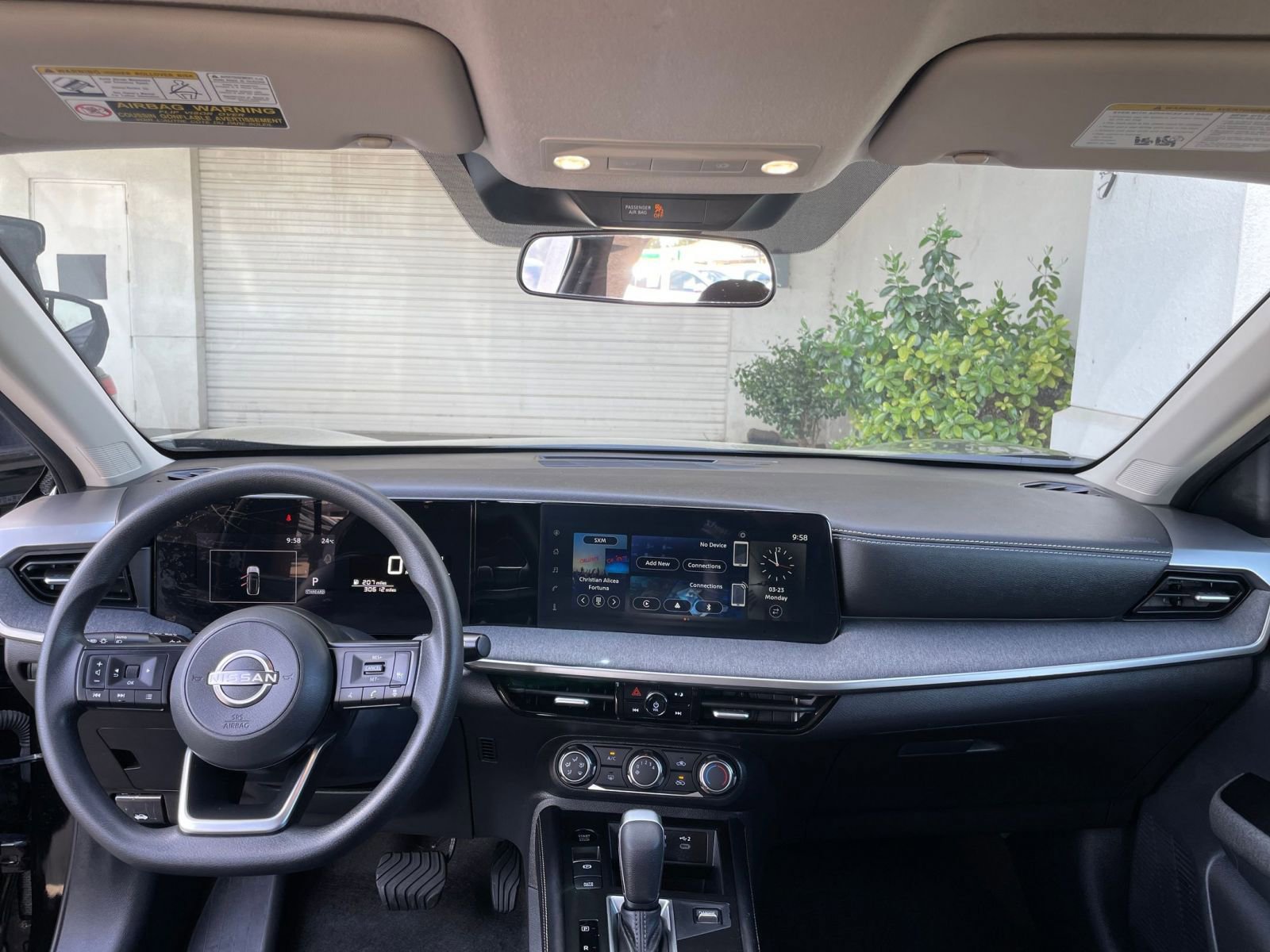 Thumbnail: 2025 Nissan Kicks - 31