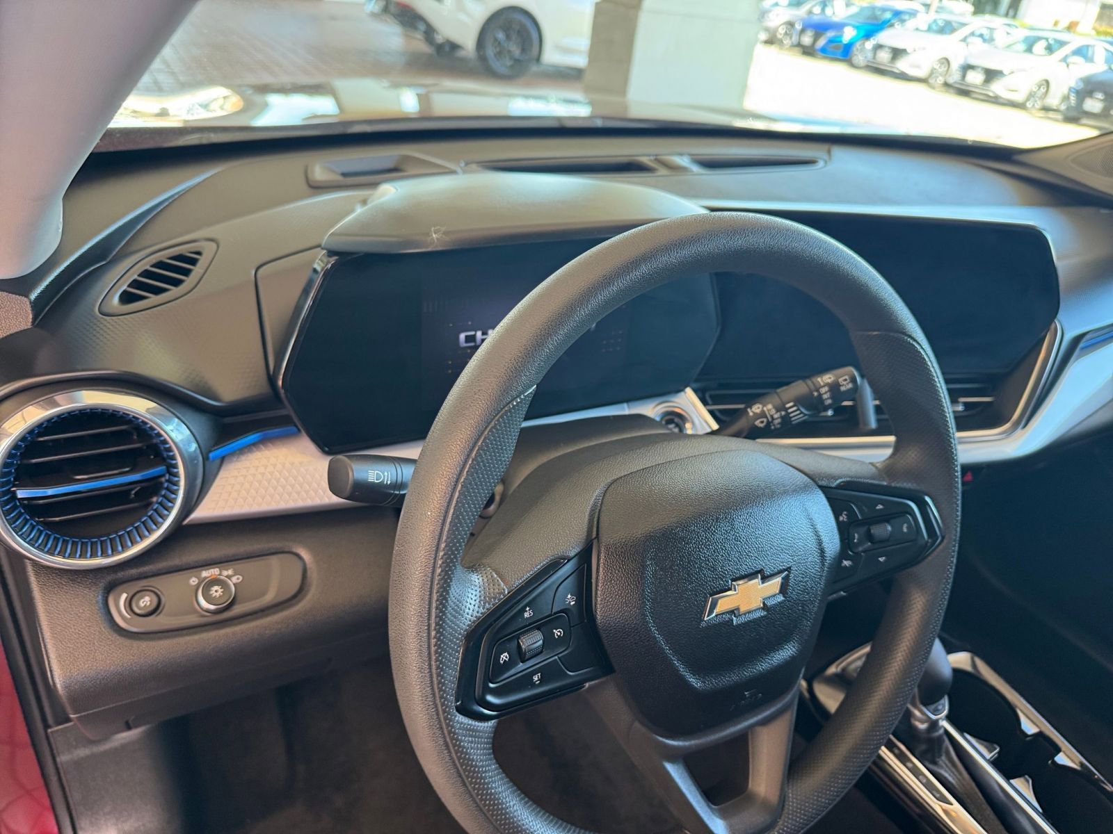 Thumbnail: 2025 Chevrolet Trax - 35