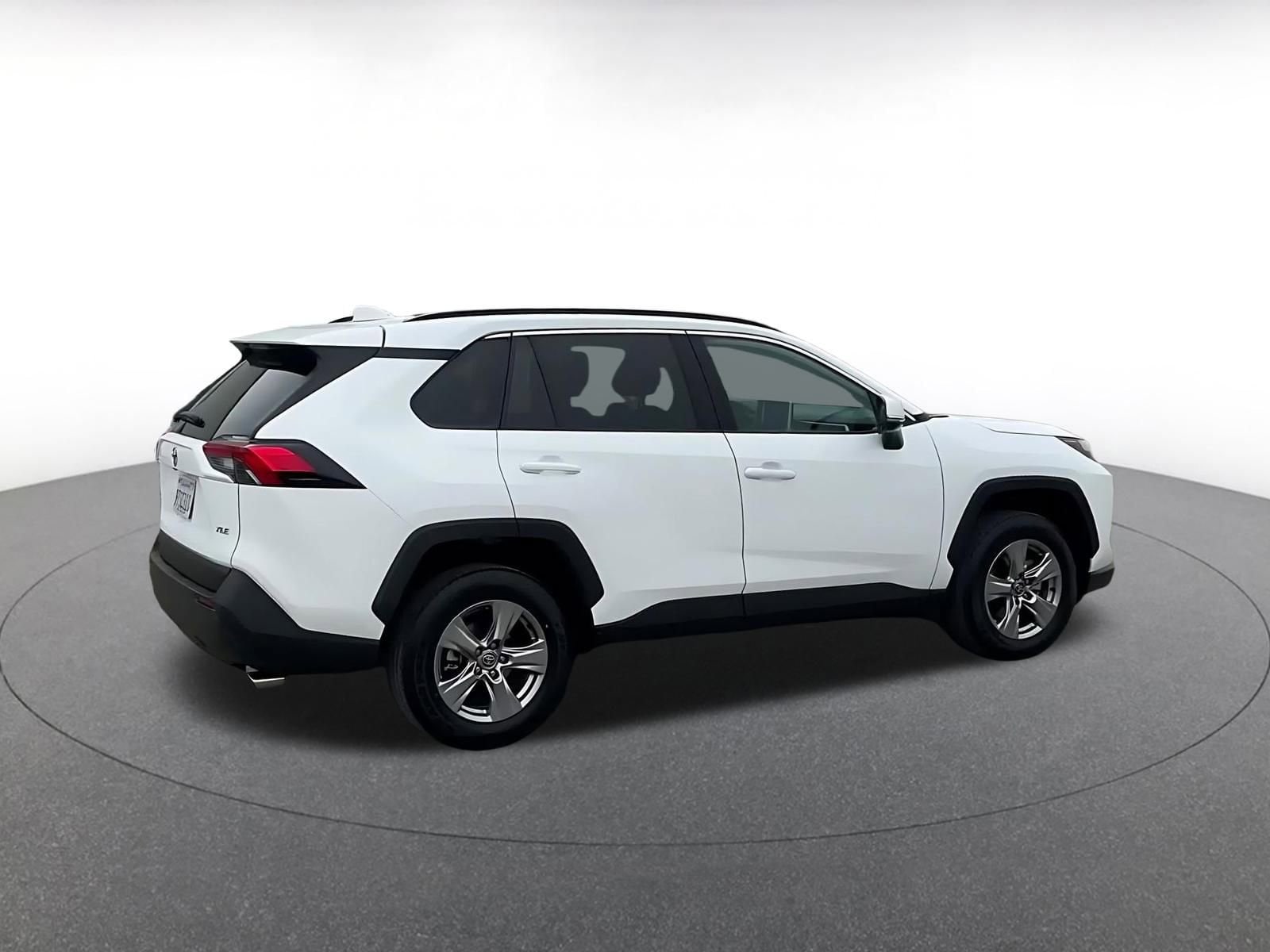 Thumbnail: 2025 Toyota RAV4 - 15