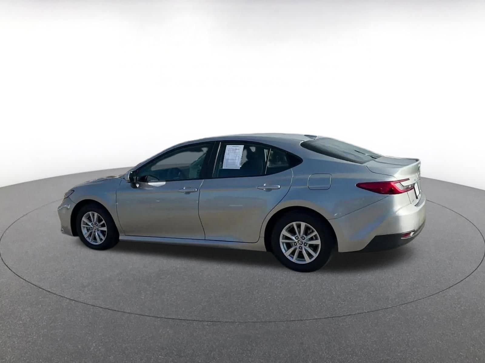 Thumbnail: 2025 Toyota Camry - 10