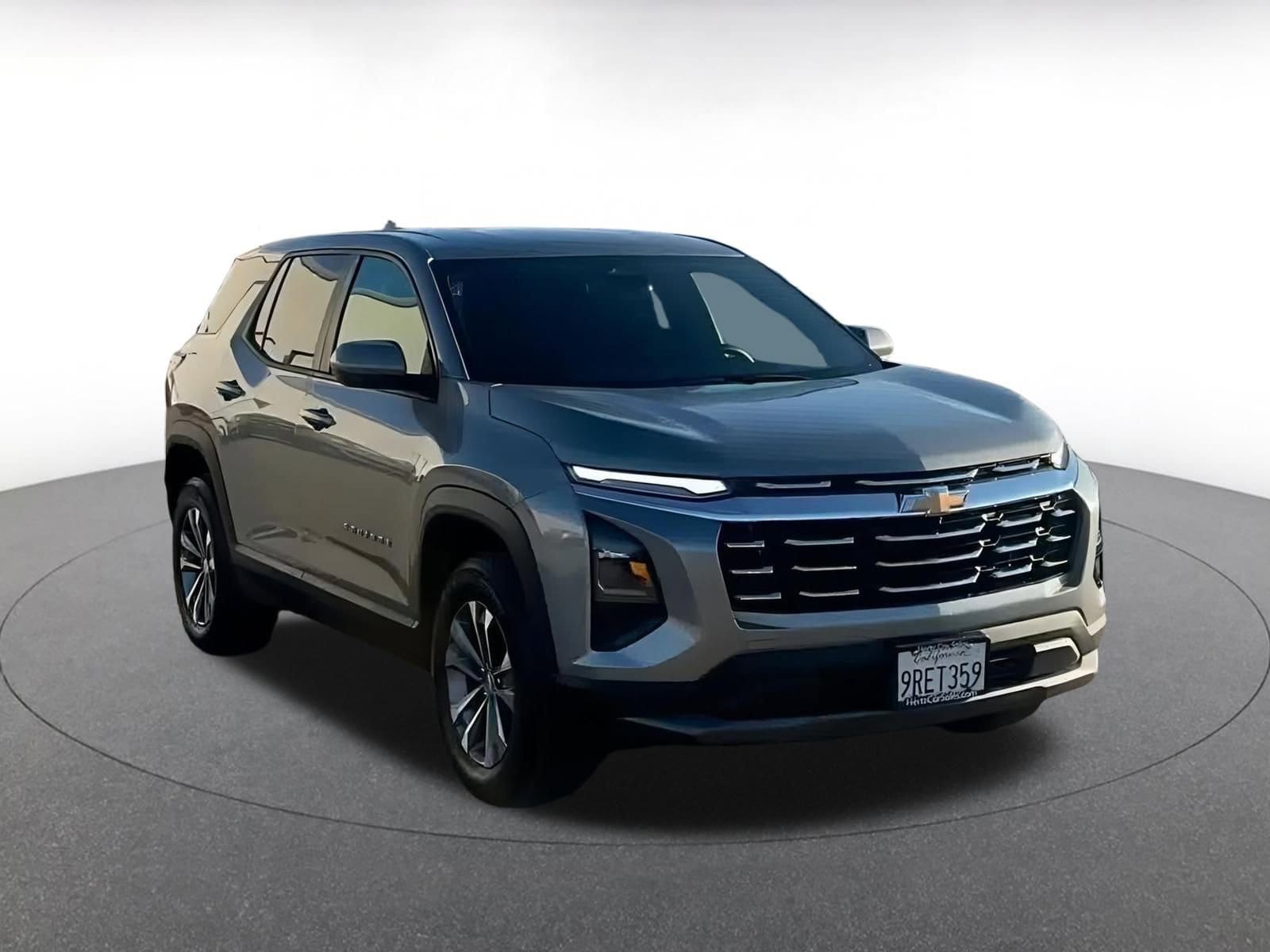 Thumbnail: 2025 Chevrolet Equinox - 3