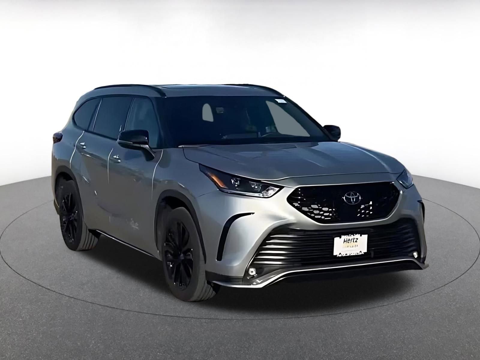 Thumbnail: 2025 Toyota Highlander - 3