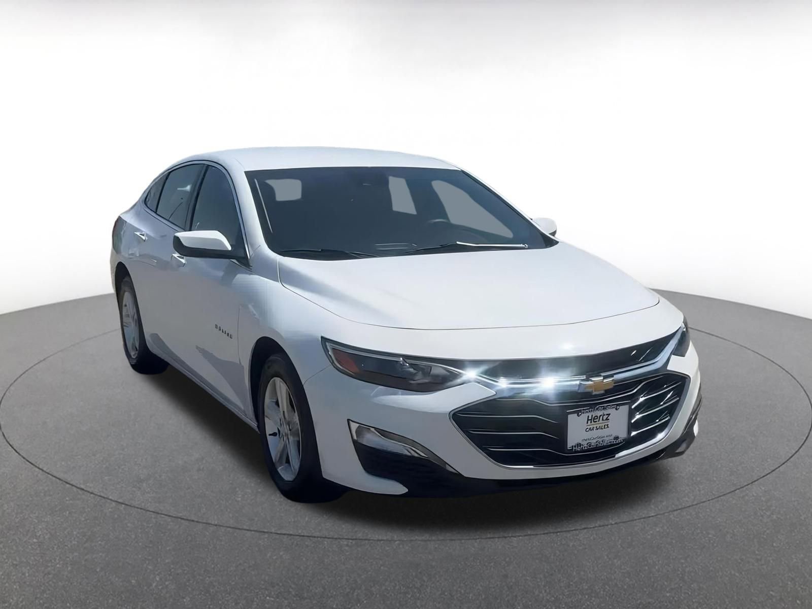 Thumbnail: 2024 Chevrolet Malibu - 3