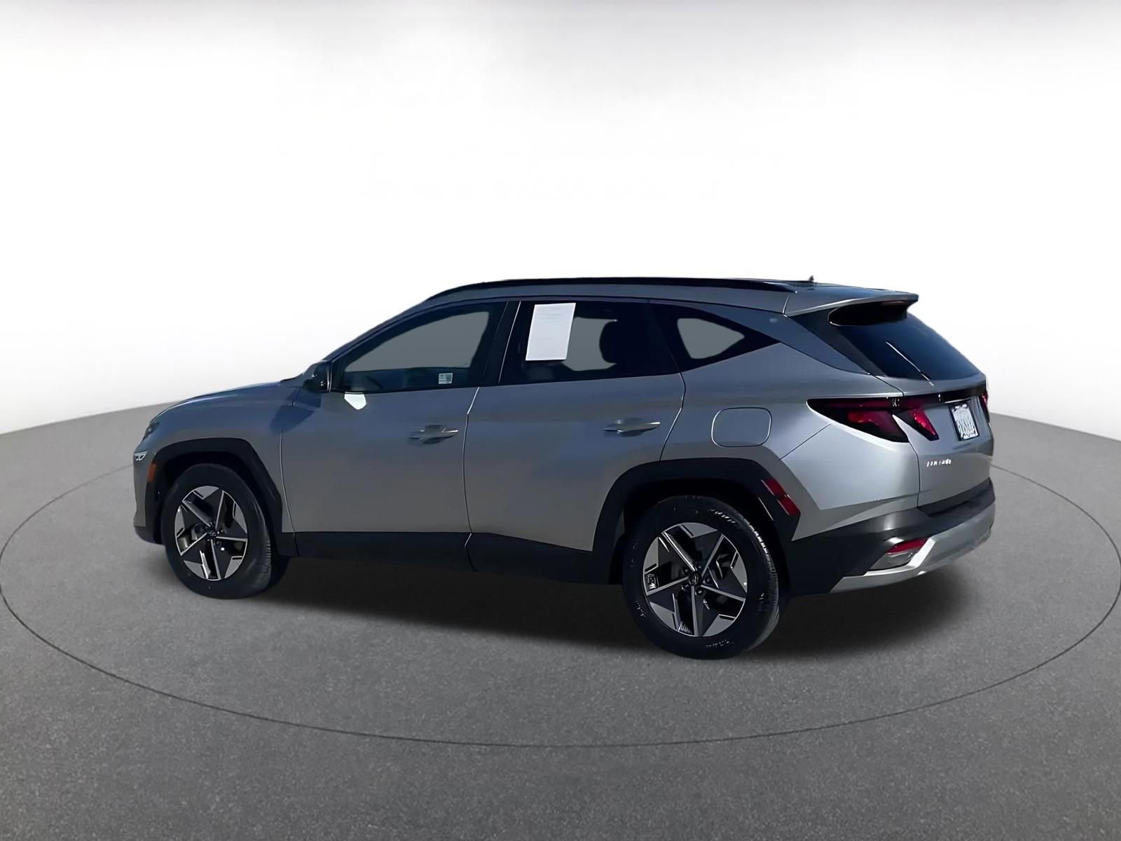 Thumbnail: 2025 Hyundai Tucson - 10