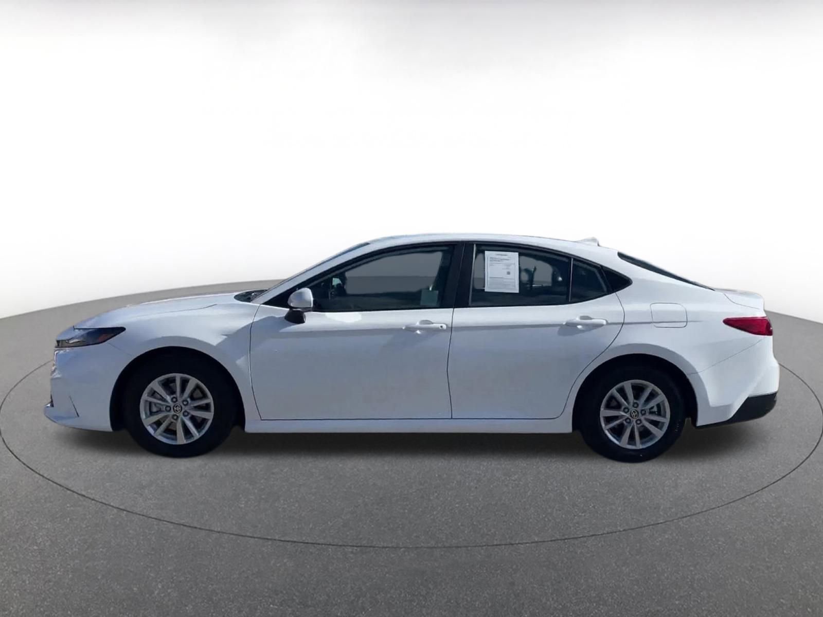 Thumbnail: 2025 Toyota Camry - 9