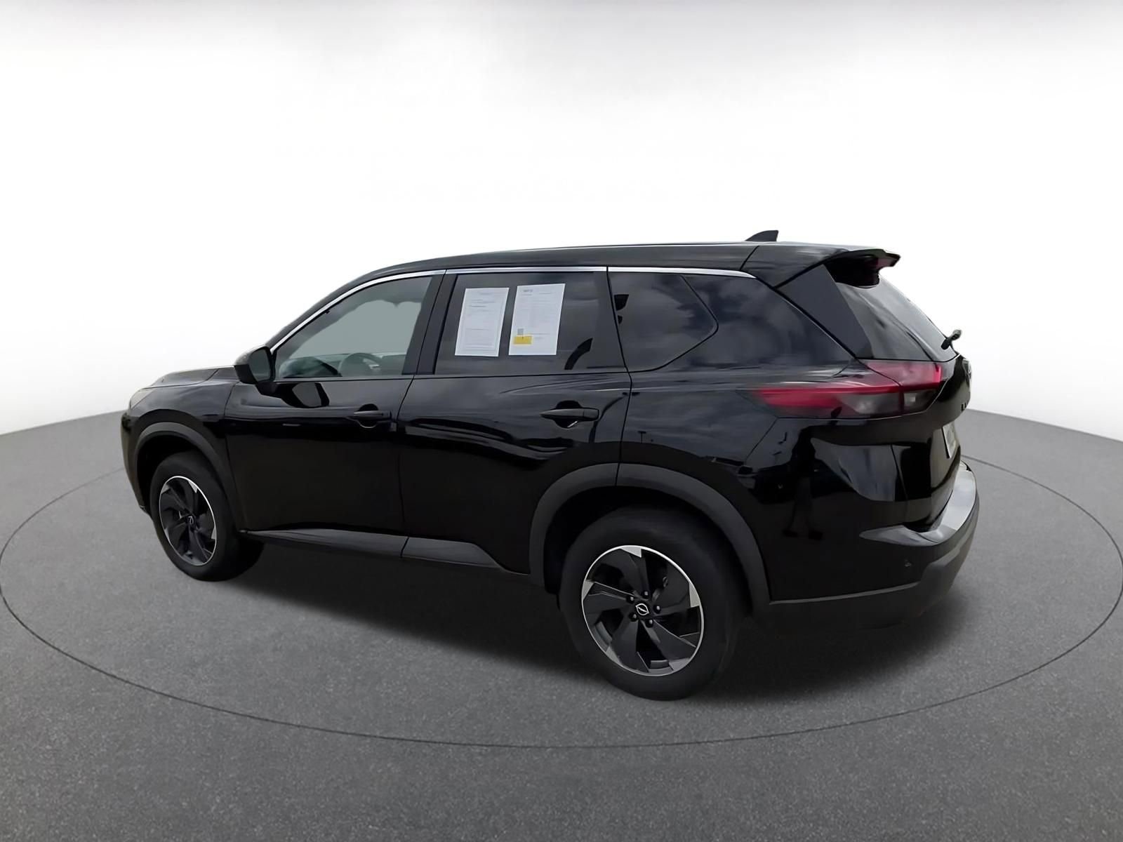 Thumbnail: 2025 Nissan Rogue - 10